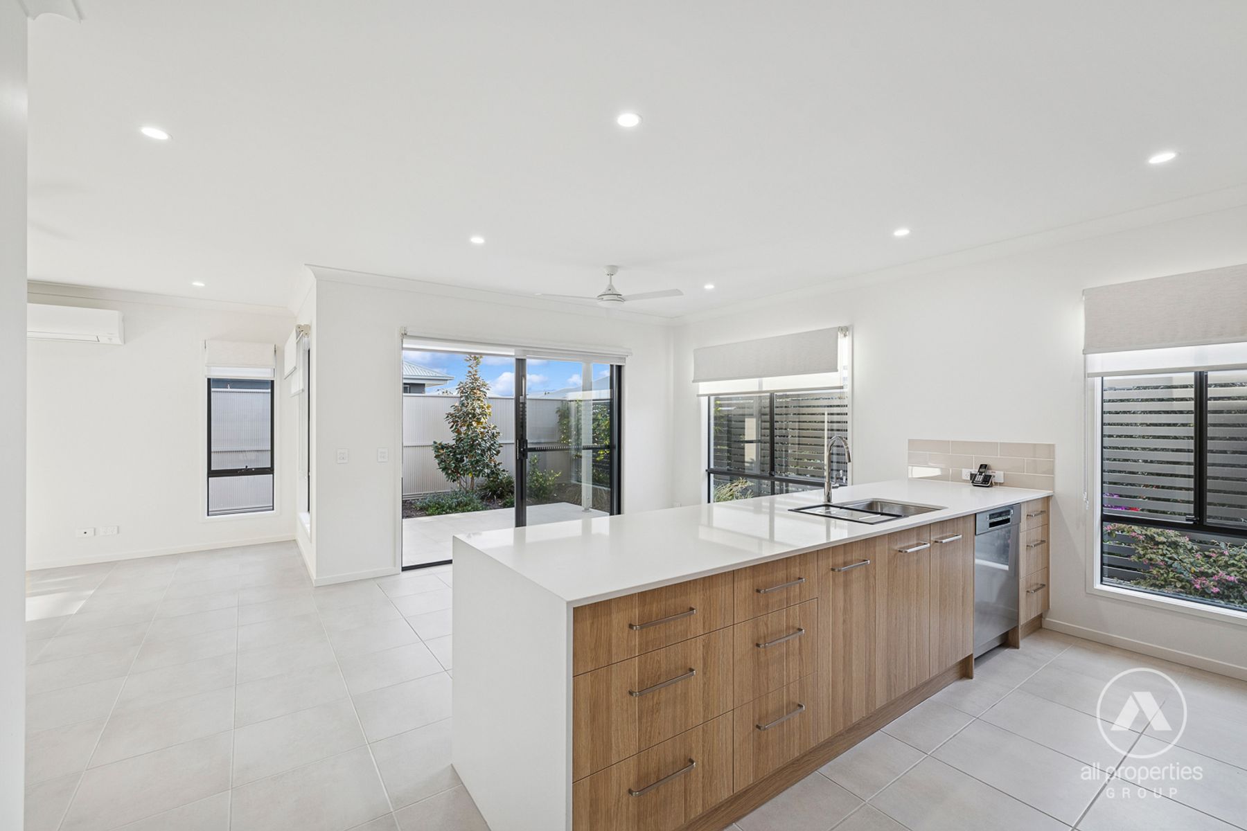 77/8 Halcyon Way, Logan Reserve QLD 4133, Logan Reserve - Thumbnail 7