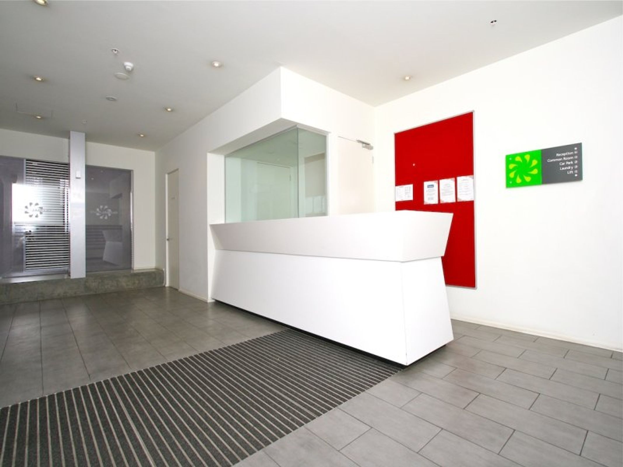 415/24 Barkly Place, Carlton - Thumbnail 7