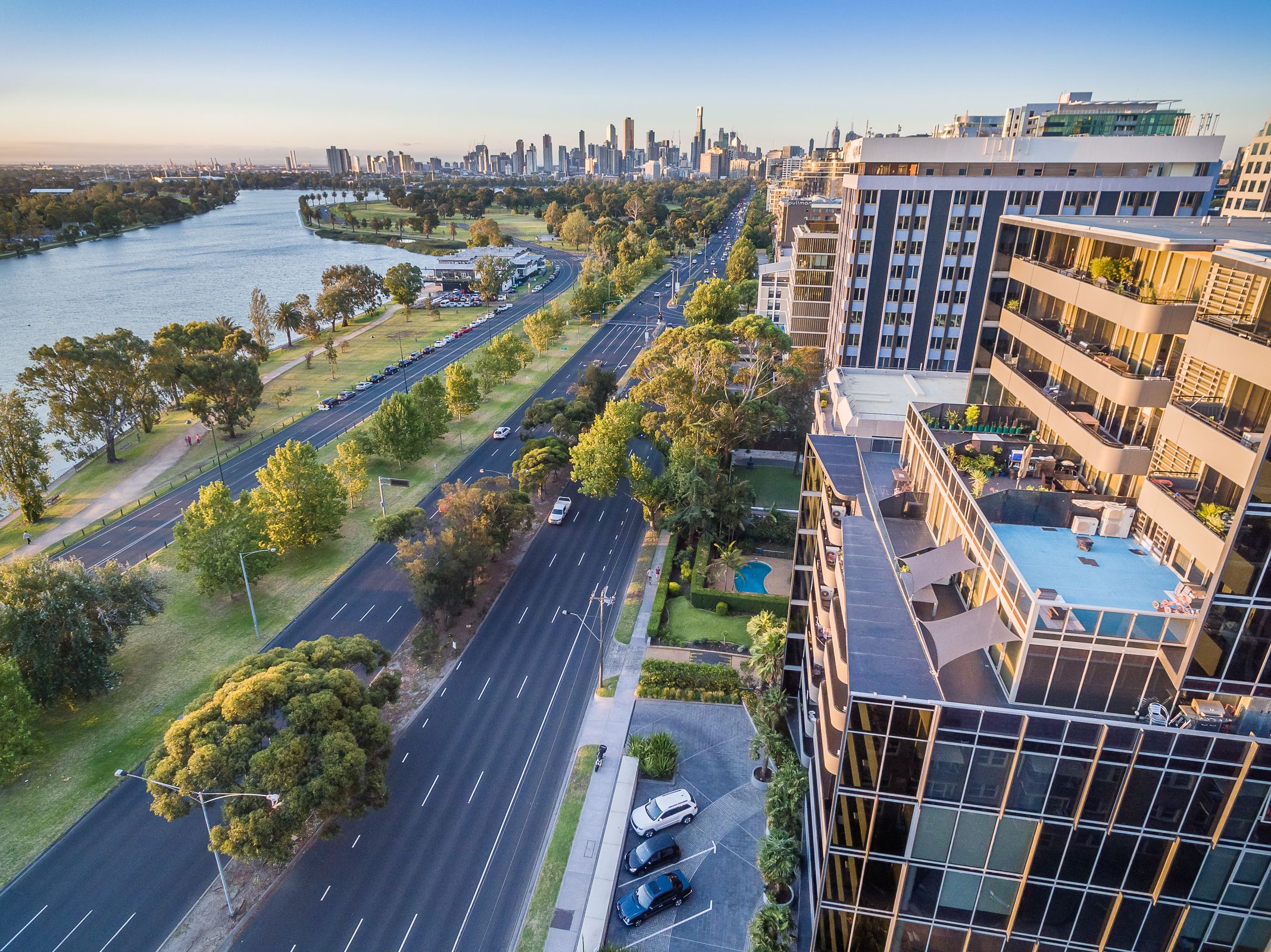 405/74 Queens Road, Melbourne - Thumbnail 4