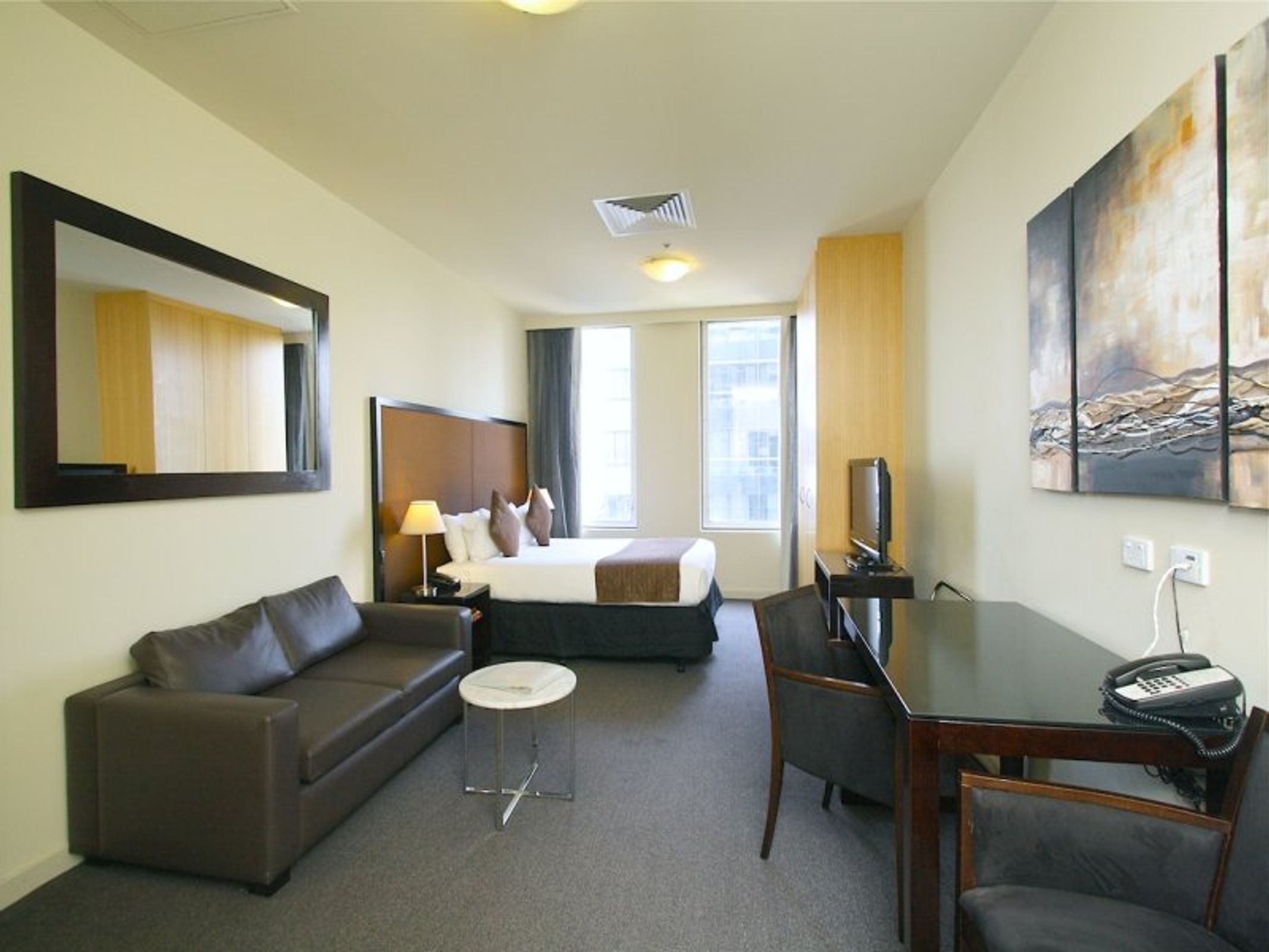 1807/60 Market Street, Melbourne - Thumbnail 3