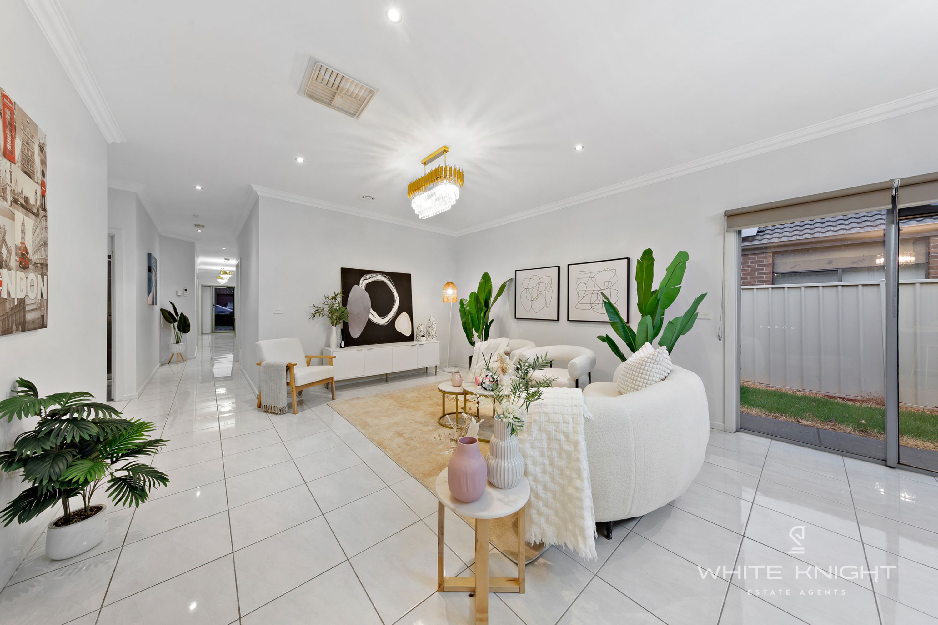 17 Derwent Close, Caroline Springs VIC 3023, Caroline Springs - Thumbnail 3