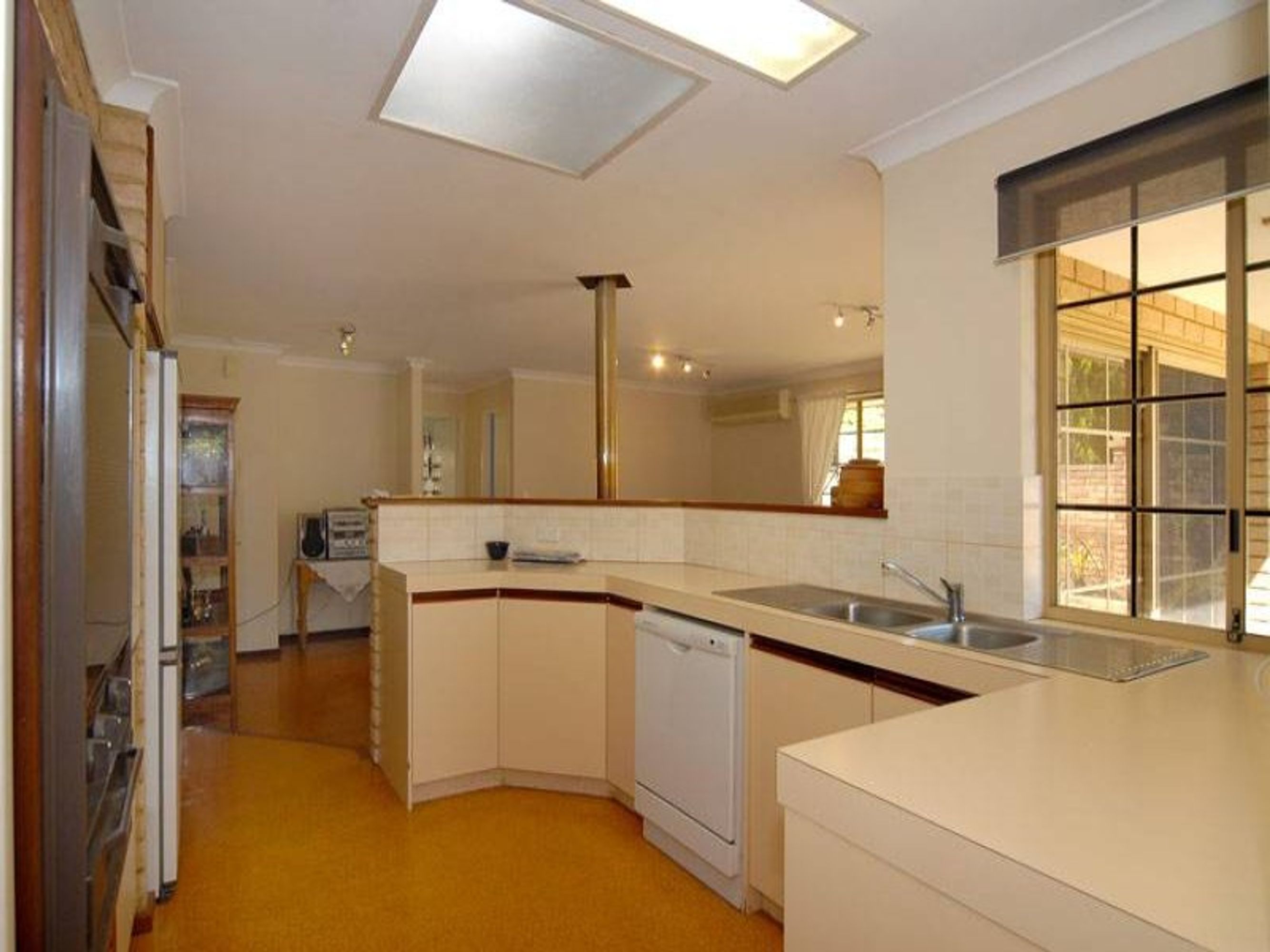 14A Lilian Ave, Applecross - Thumbnail 5