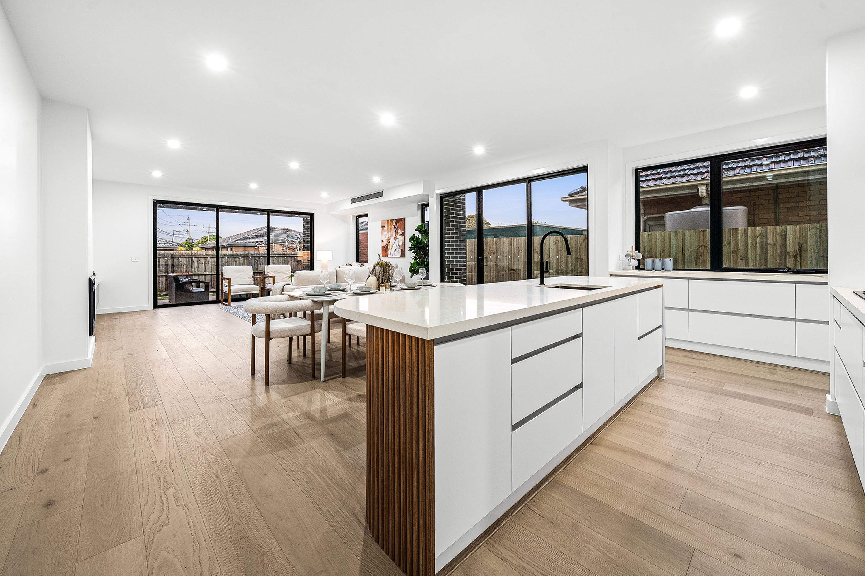 18 Lake Street, Avondale Heights VIC 3034, Avondale Heights - Thumbnail 8