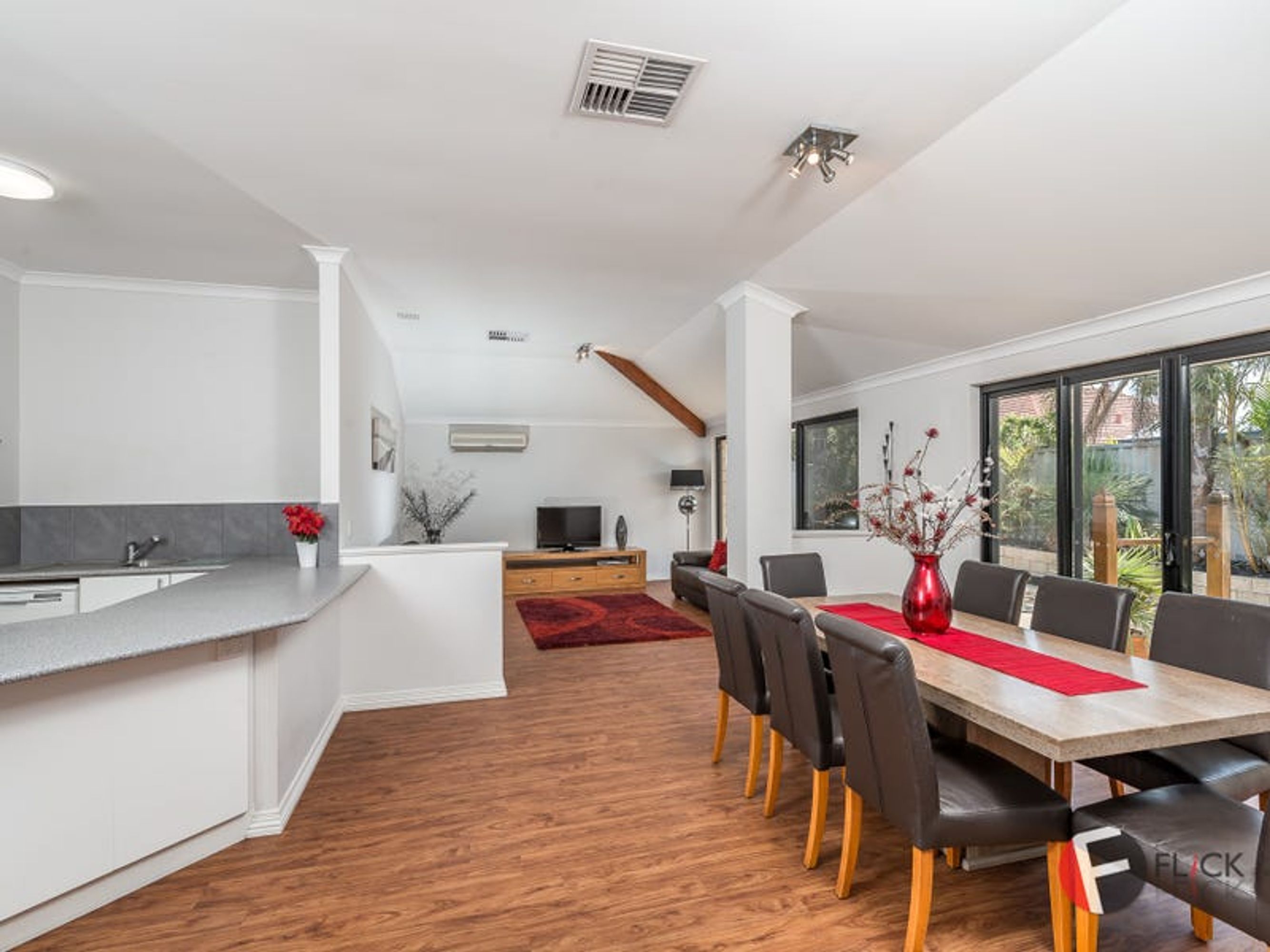 16 Craignish Loop, Kinross, Kinross - Thumbnail 2