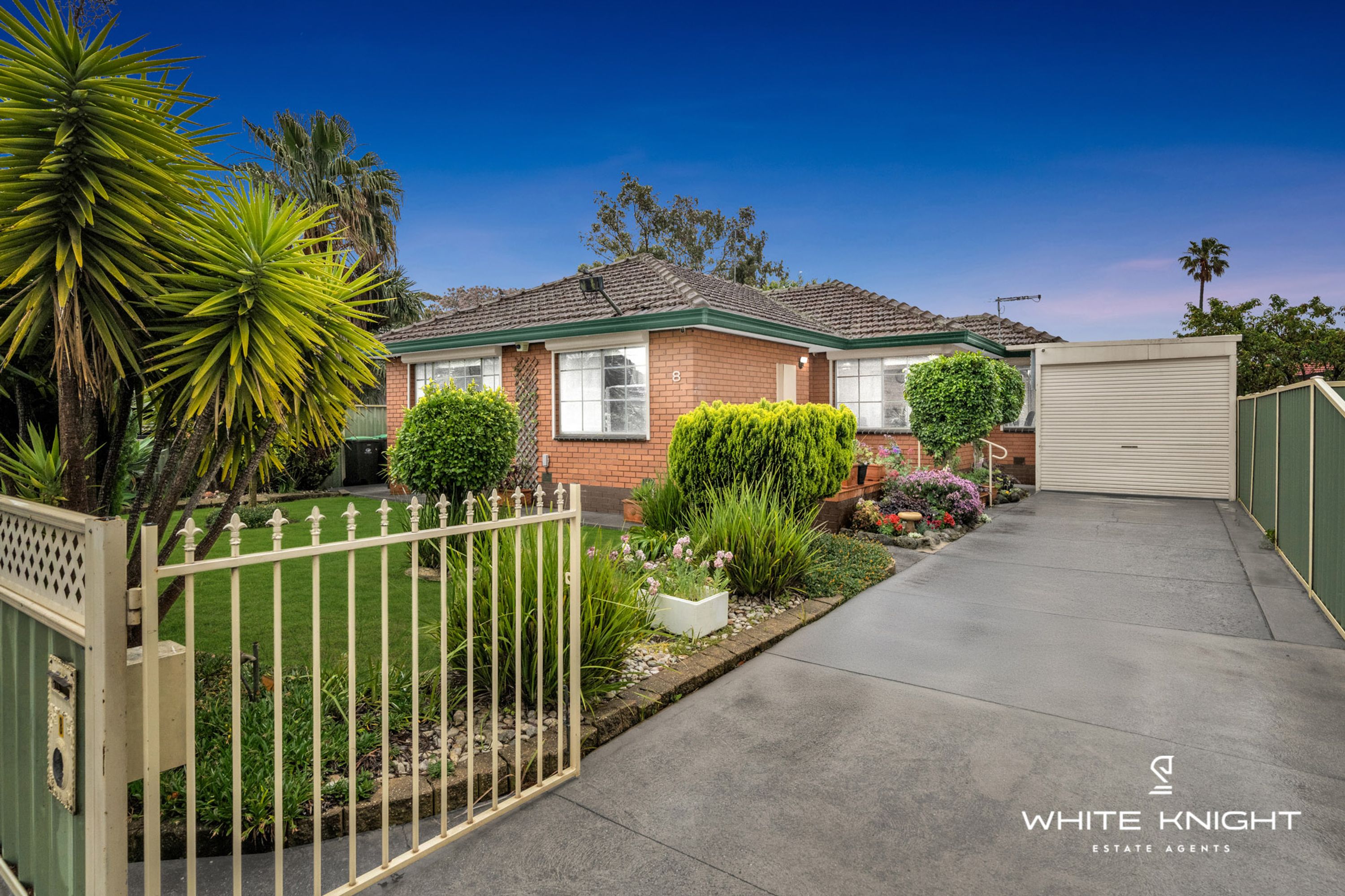 8 Agnes Street, St Albans VIC 3021, St Albans - Thumbnail 2