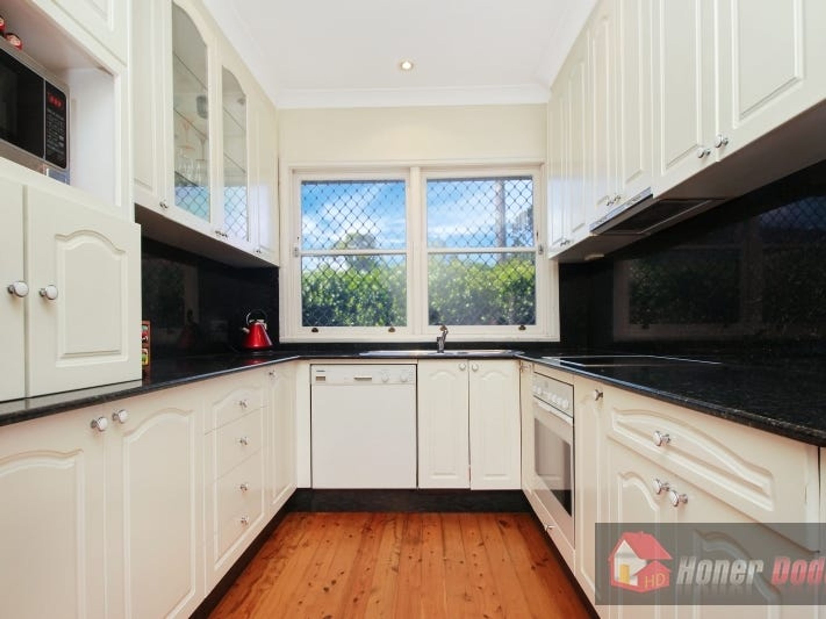 6/167-169 Chuter Avenue, Sans Souci, Sans Souci - Thumbnail 4