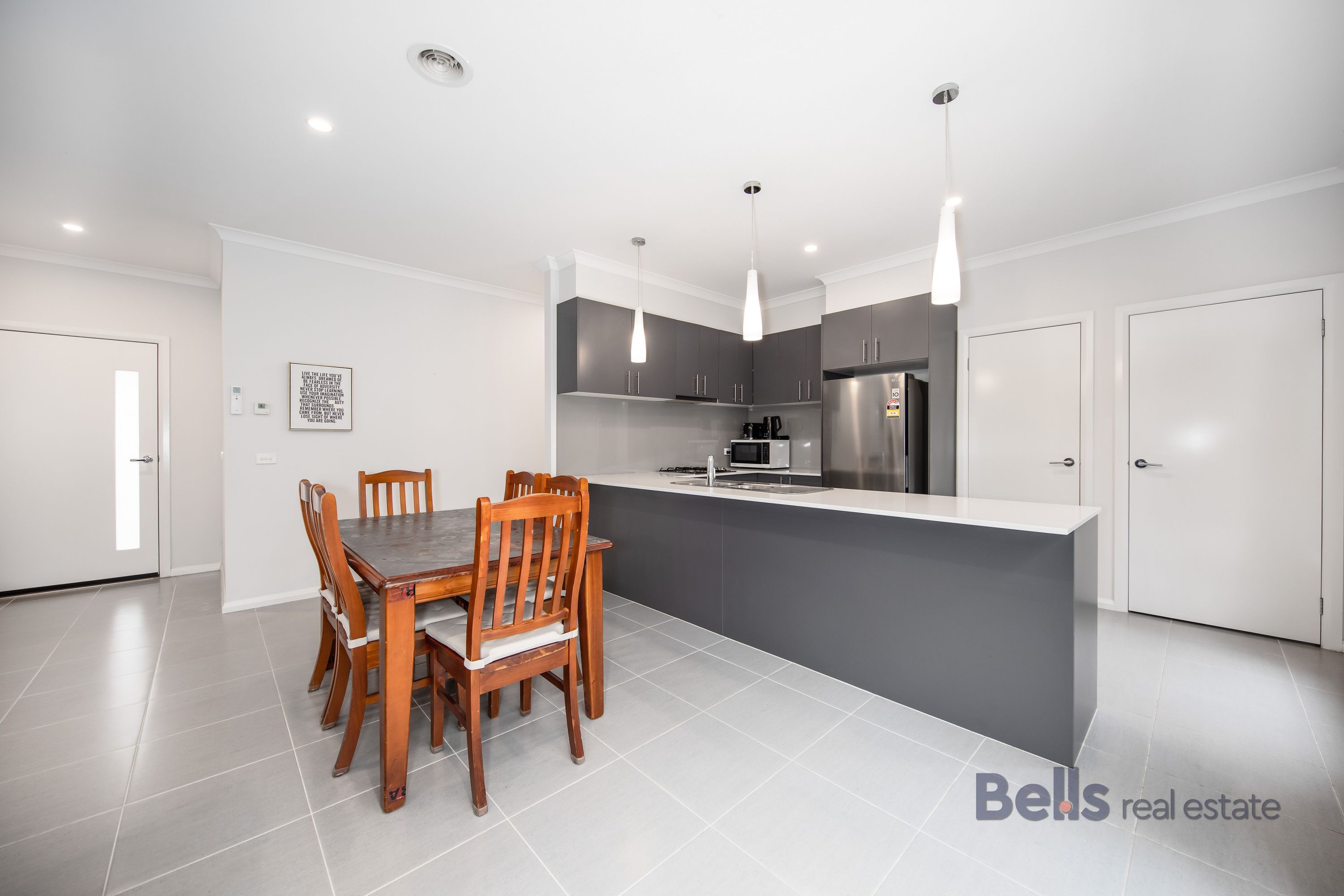 2/14 Kingsley Place, Delahey - Thumbnail 4