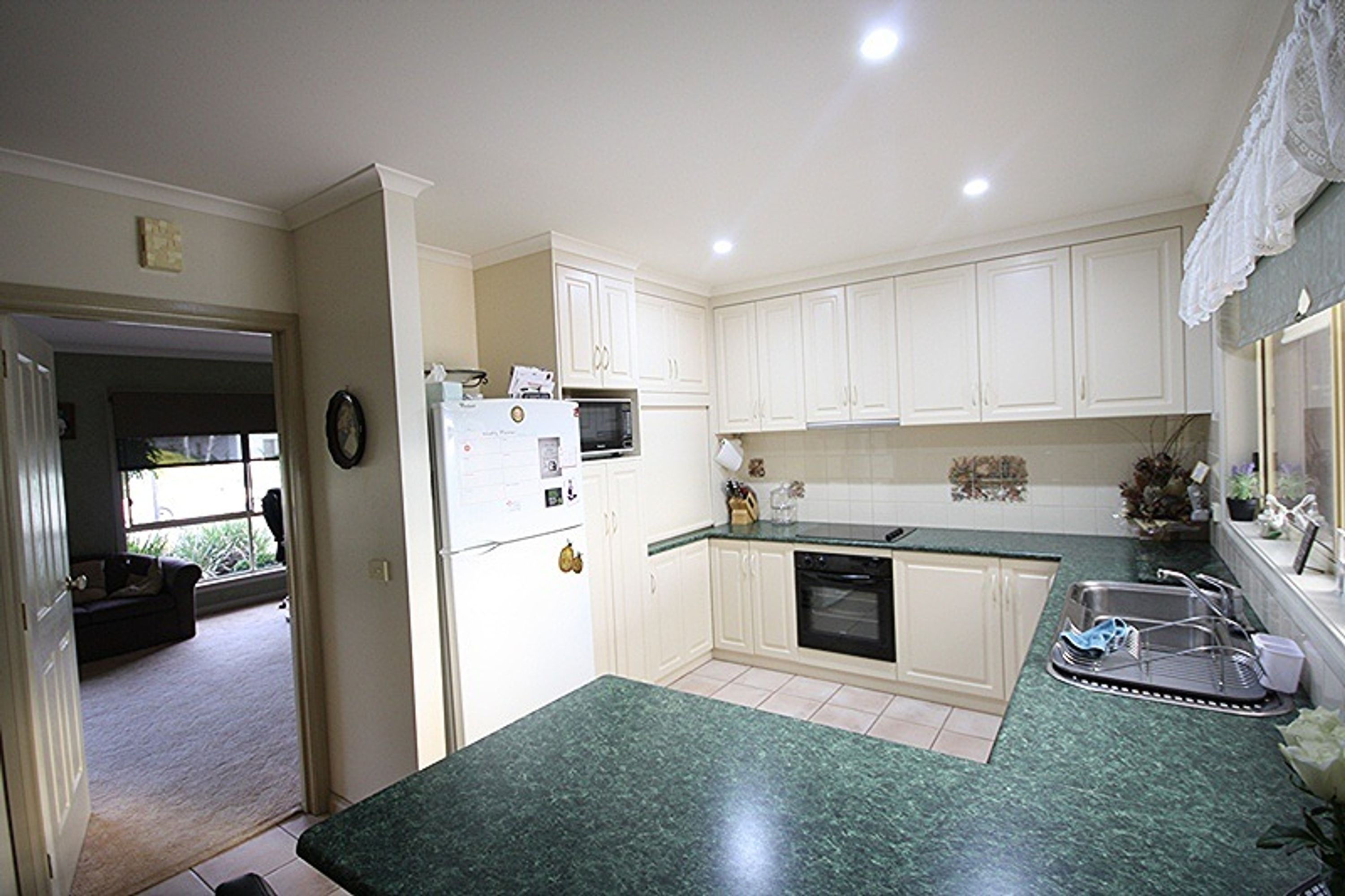 25 De Castella Drive, Horsham VIC 3400, Horsham - Thumbnail 3