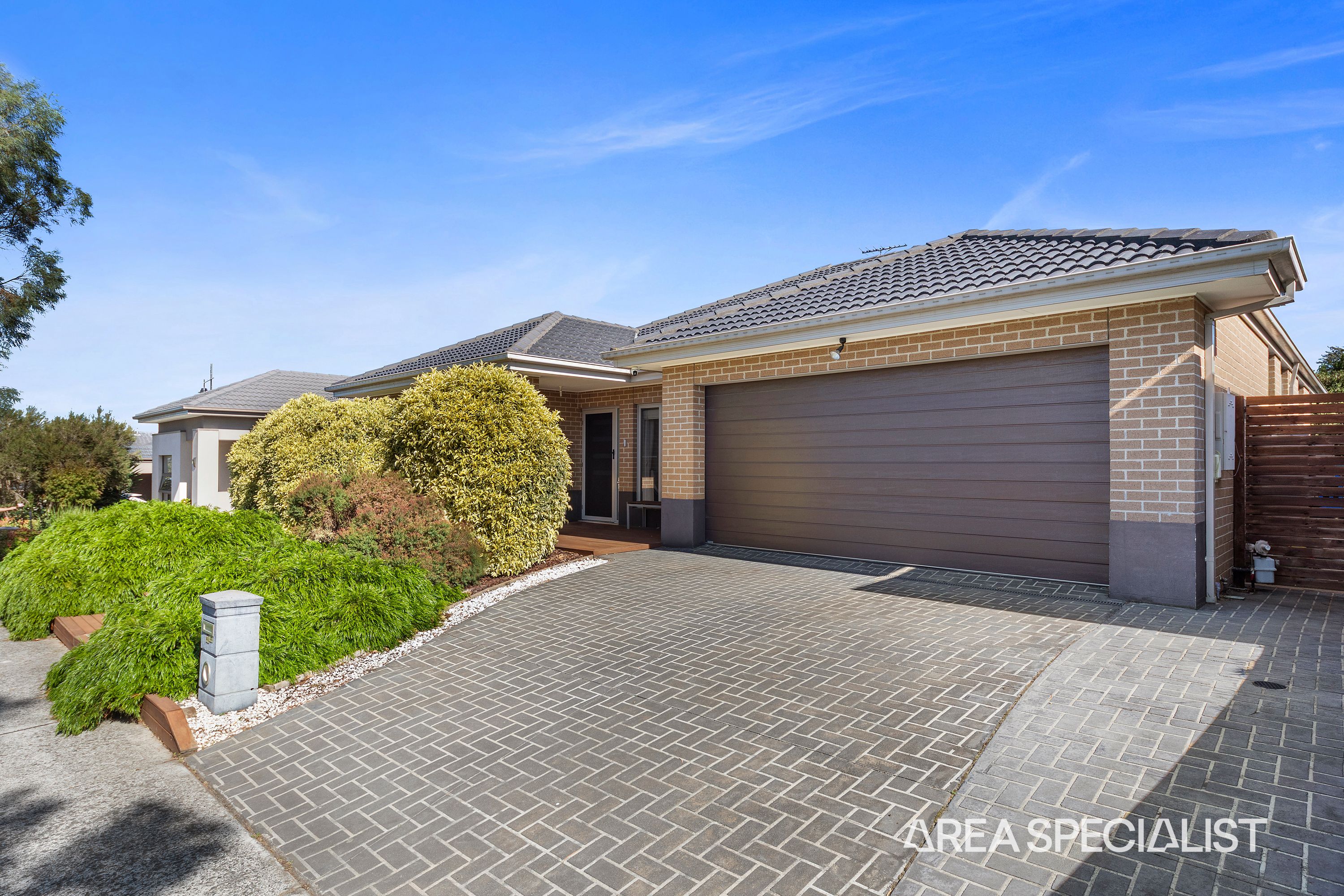 41 Curran Drive, Officer