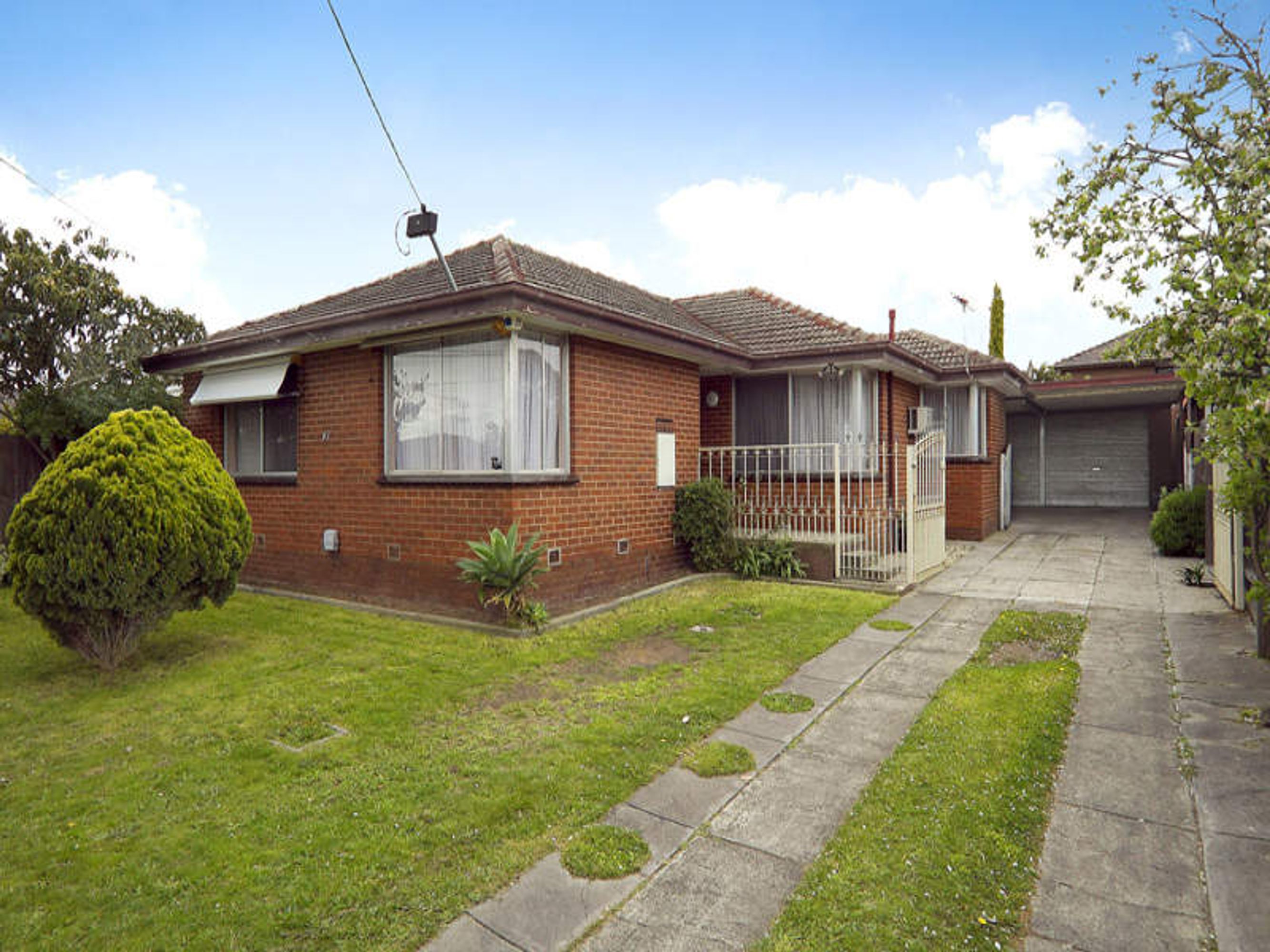 87 Kemp Street