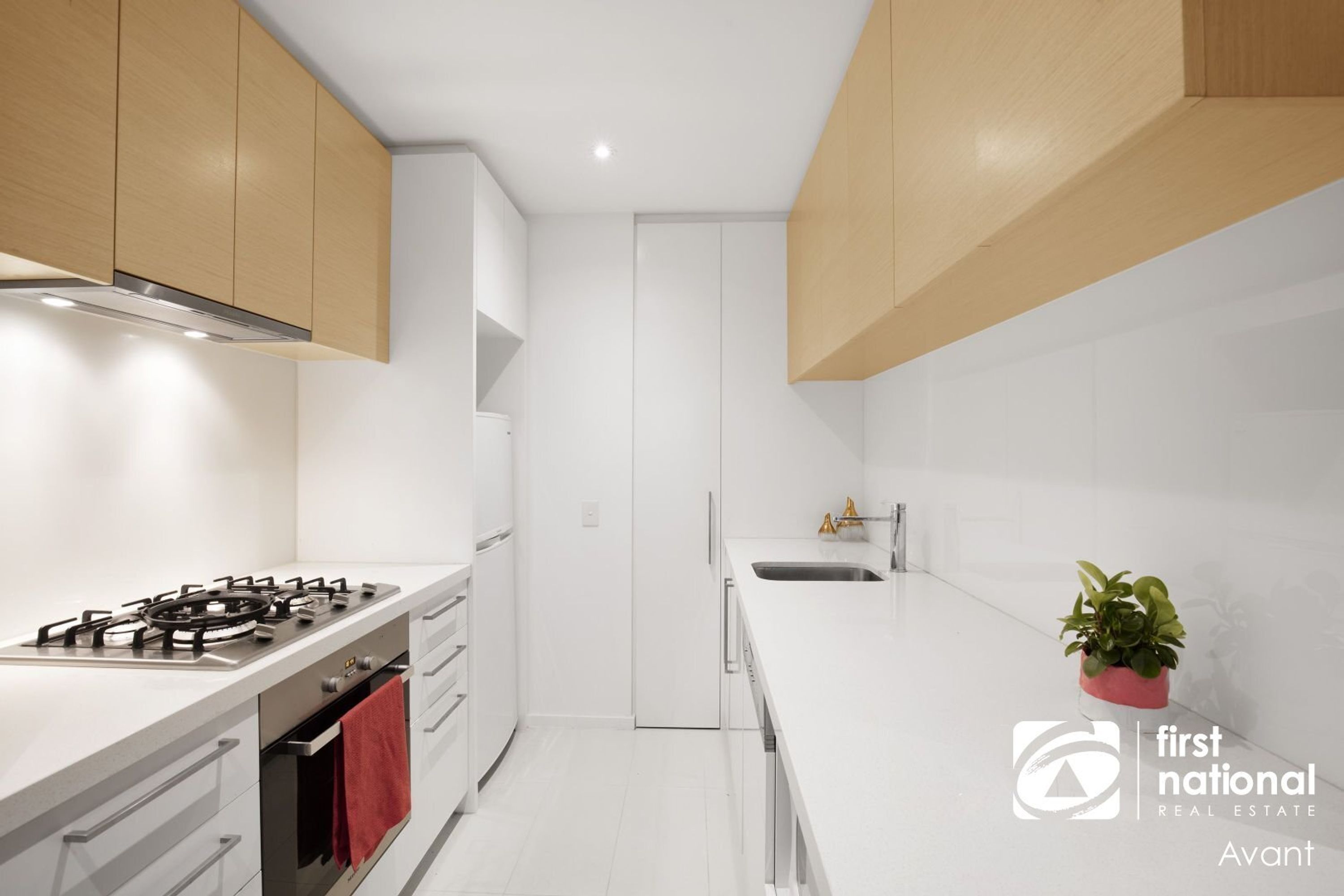 1113/9 Power Street, Southbank - Thumbnail 3