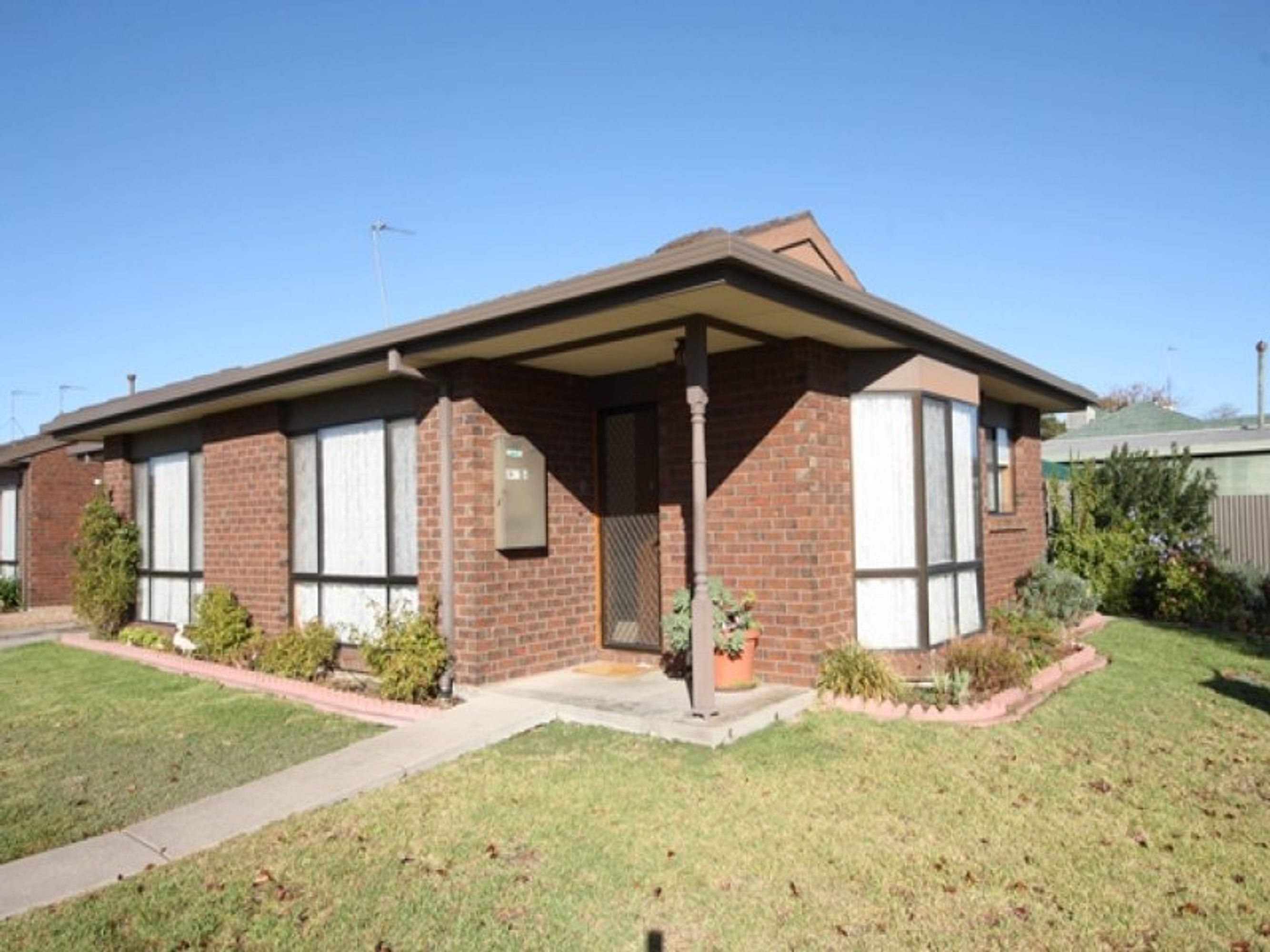 6/5 Lilac Street, Horsham VIC 3400, Horsham - Thumbnail 2