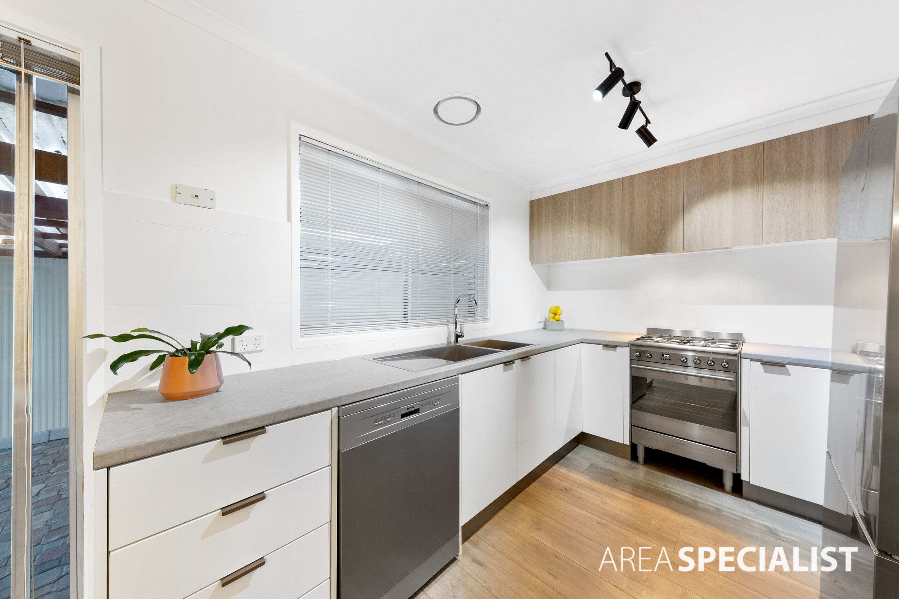 1 Duval Court, Albanvale VIC 3021, Albanvale - Thumbnail 4