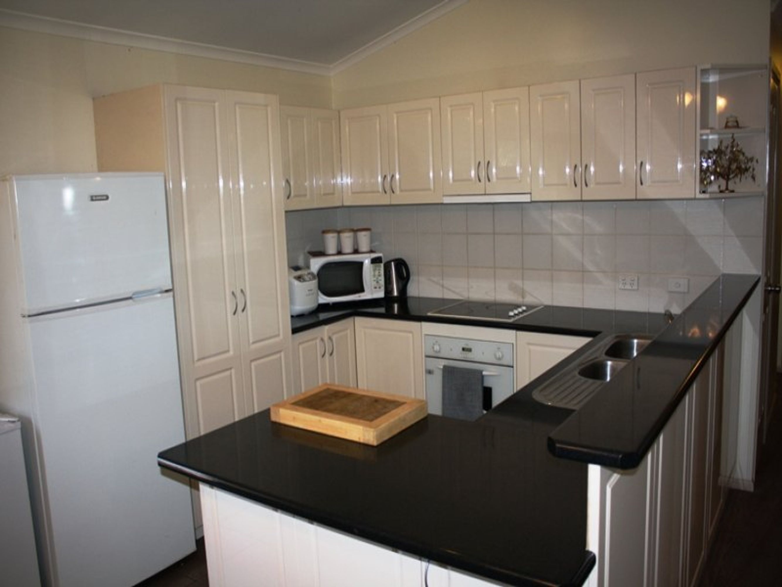 18 Queen Street, Nhill VIC 3418, Nhill - Thumbnail 4