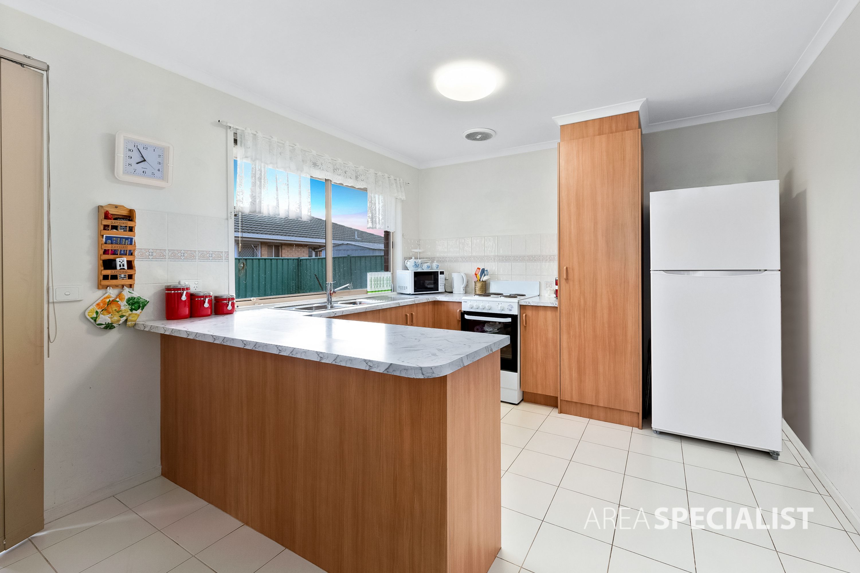 4 Perkins Grove, Burnside VIC 3023, Burnside - Thumbnail 4