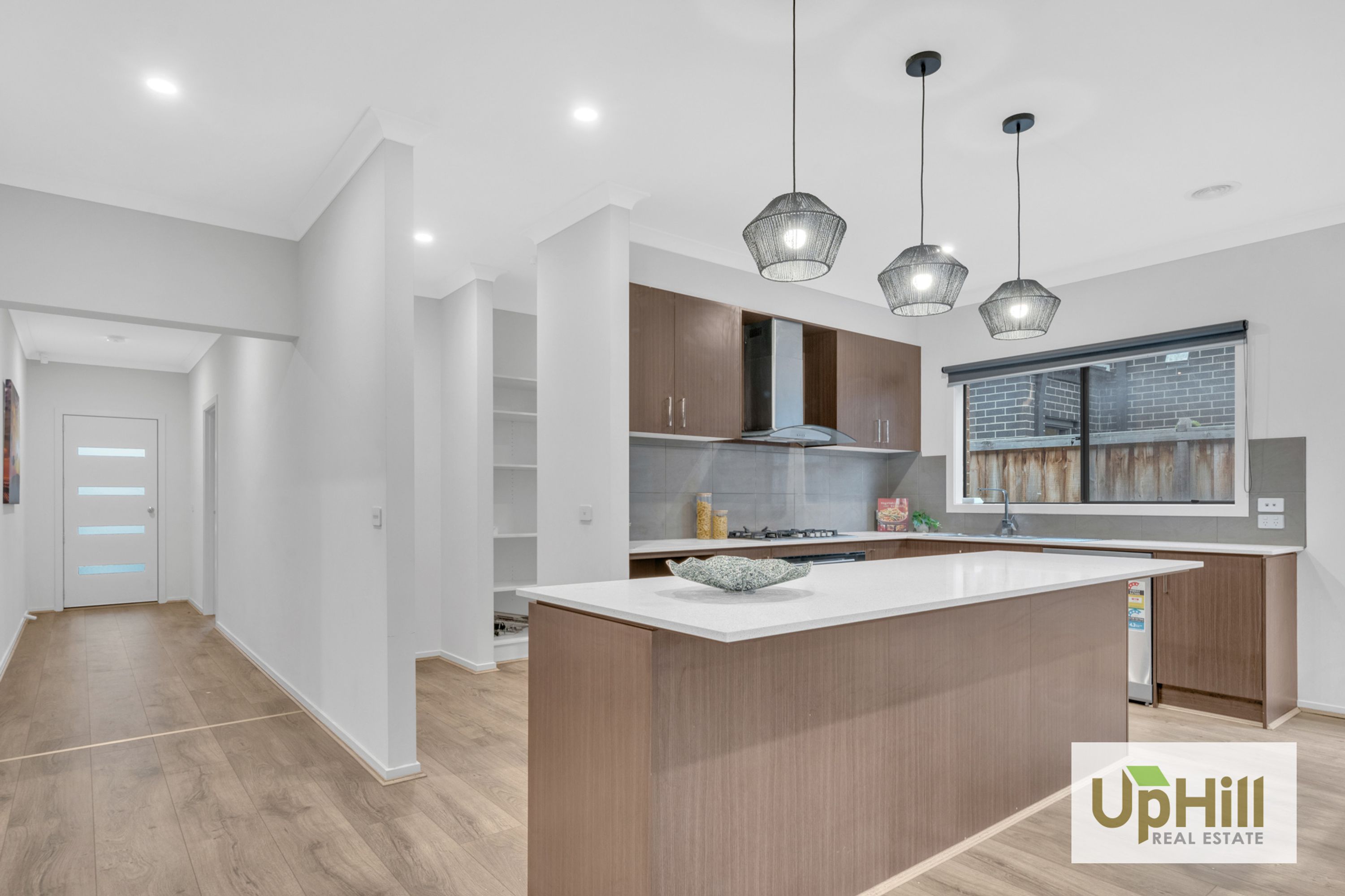 34 Trojan Crescent, Clyde North - Thumbnail 6