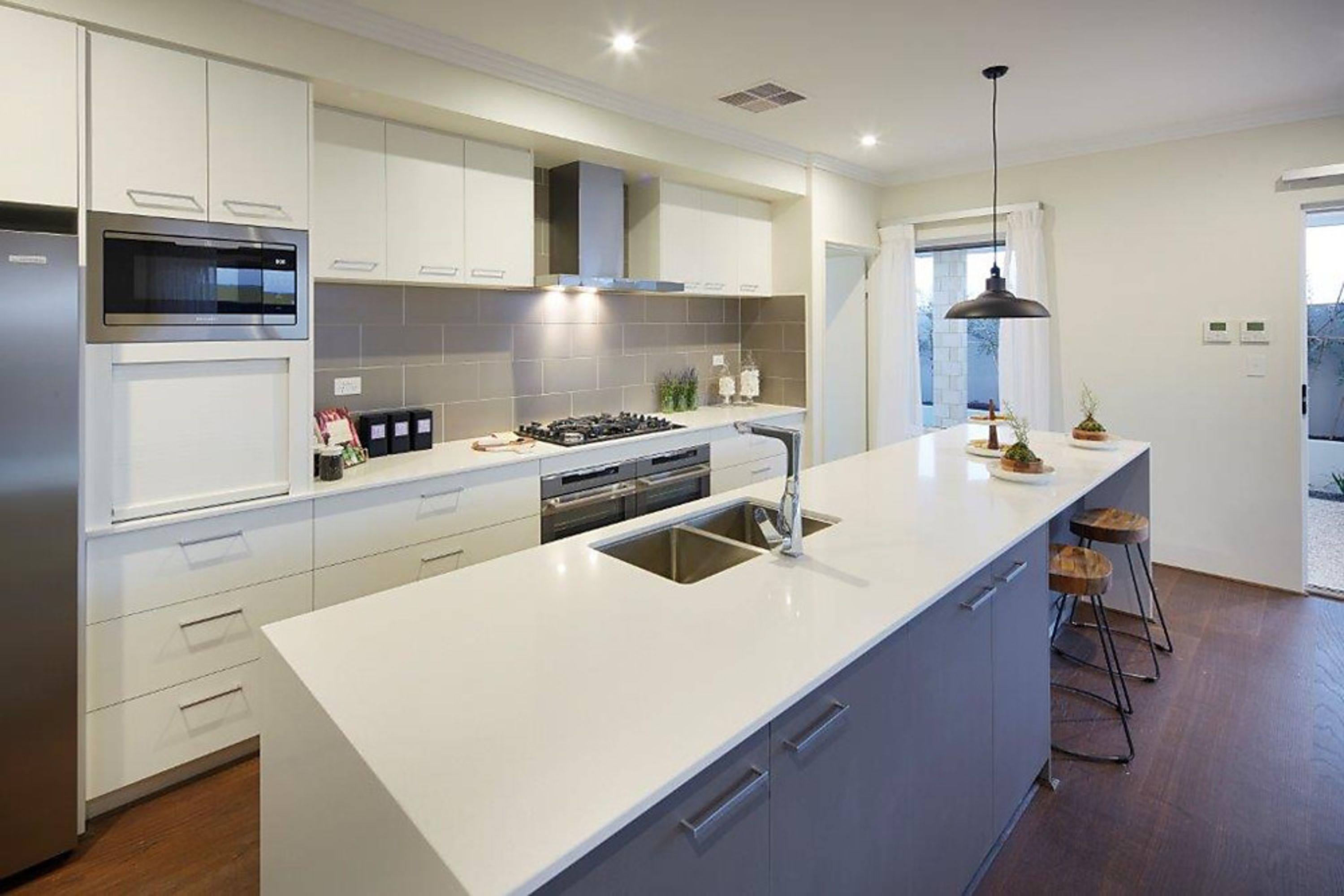 10 Midsummer Avenue, Jindalee - Thumbnail 6