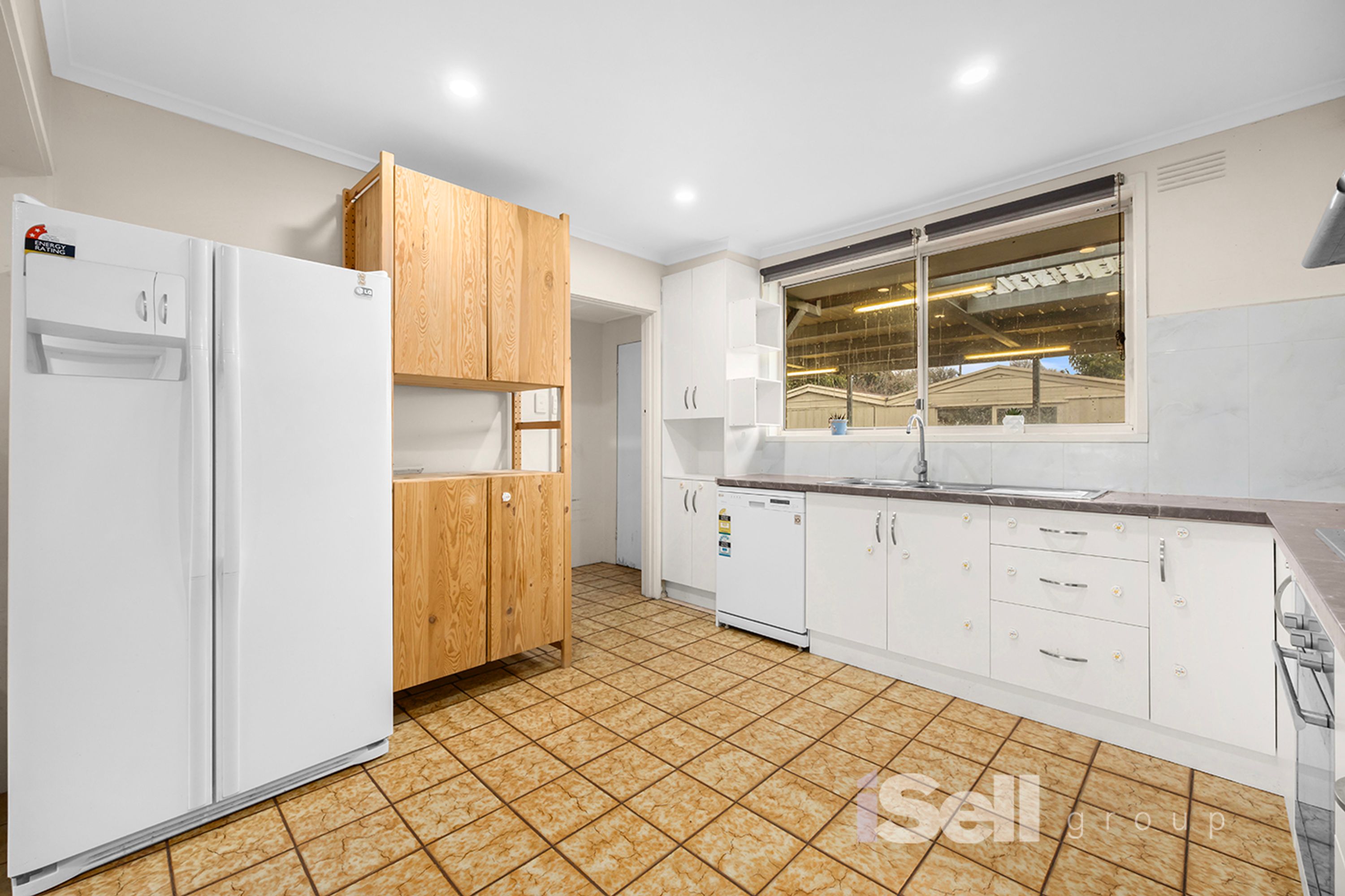 14 Kallista Road, Springvale - Thumbnail 8