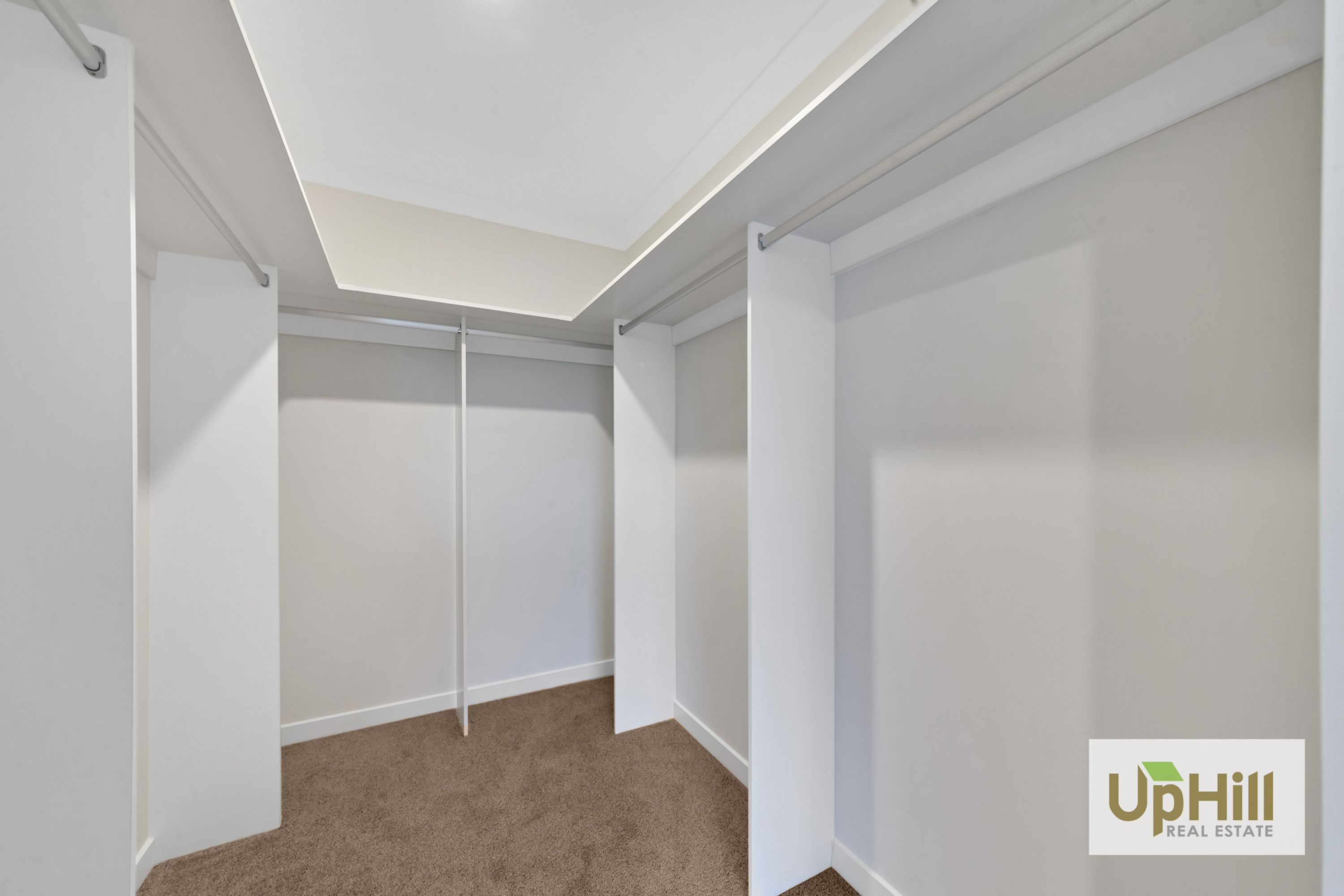 107 Moxham Drive, Clyde North - Thumbnail 4