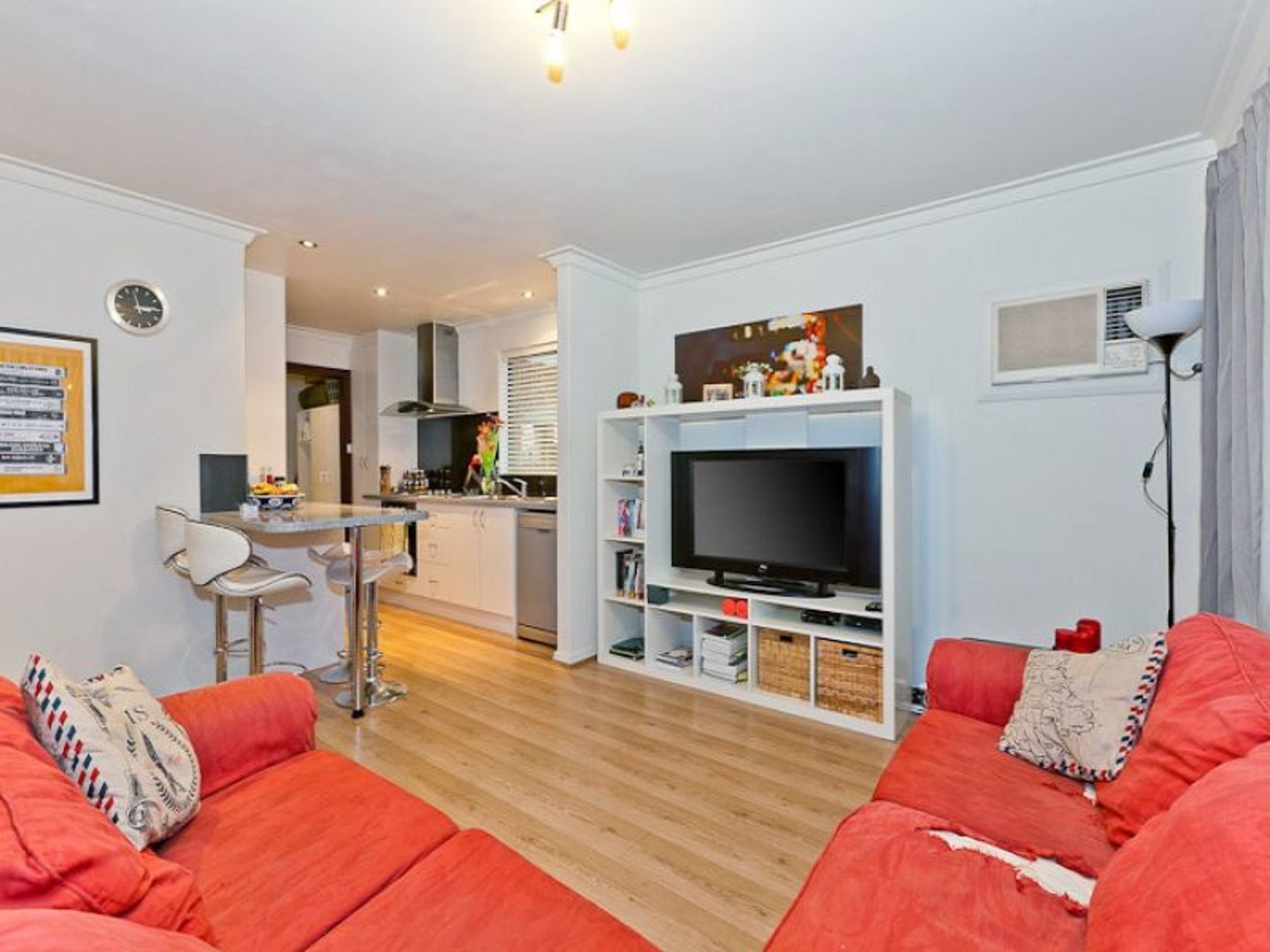 2/2/11 Talbot Avenue