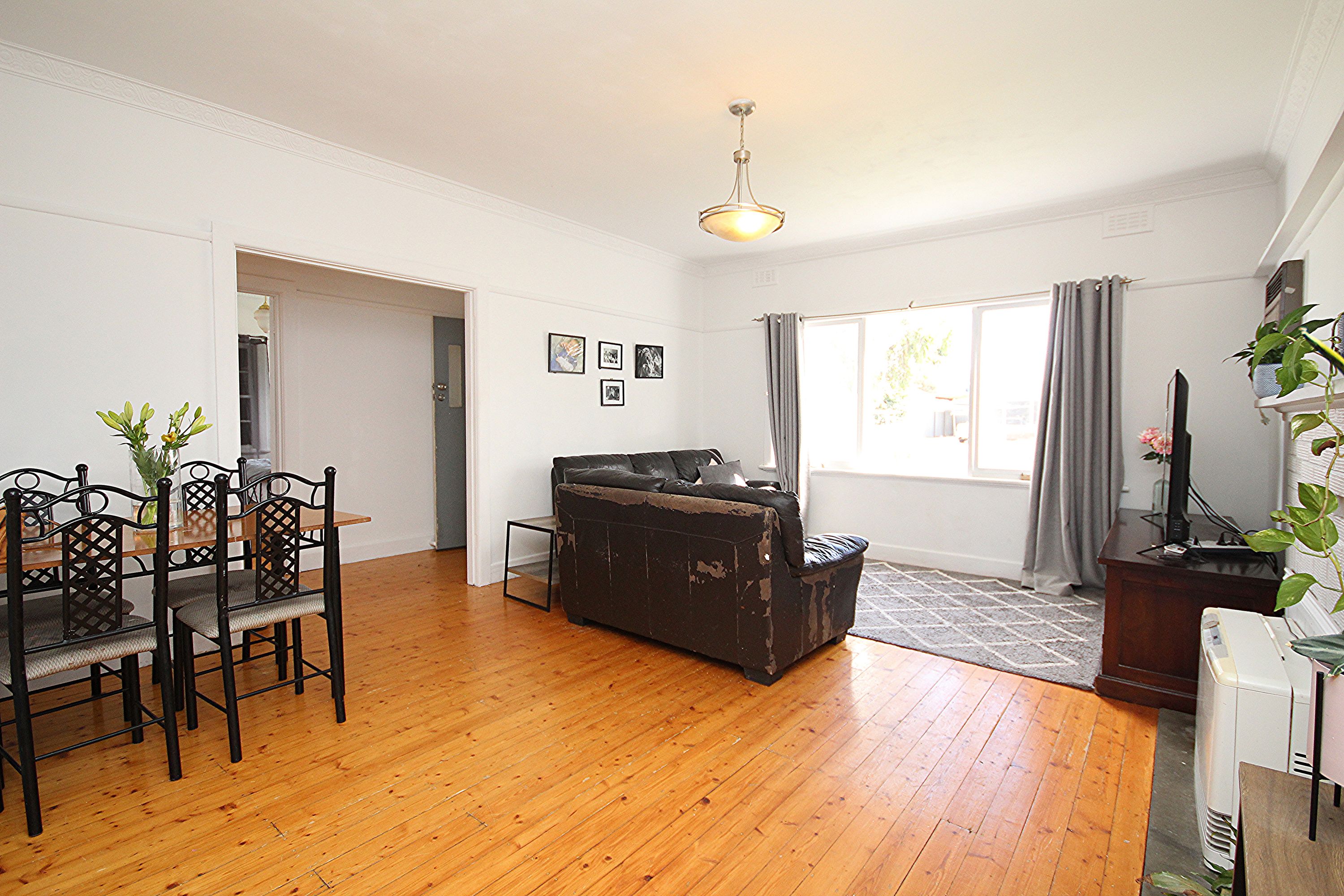 9 Johnson Street, Horsham VIC 3400, Horsham - Thumbnail 2