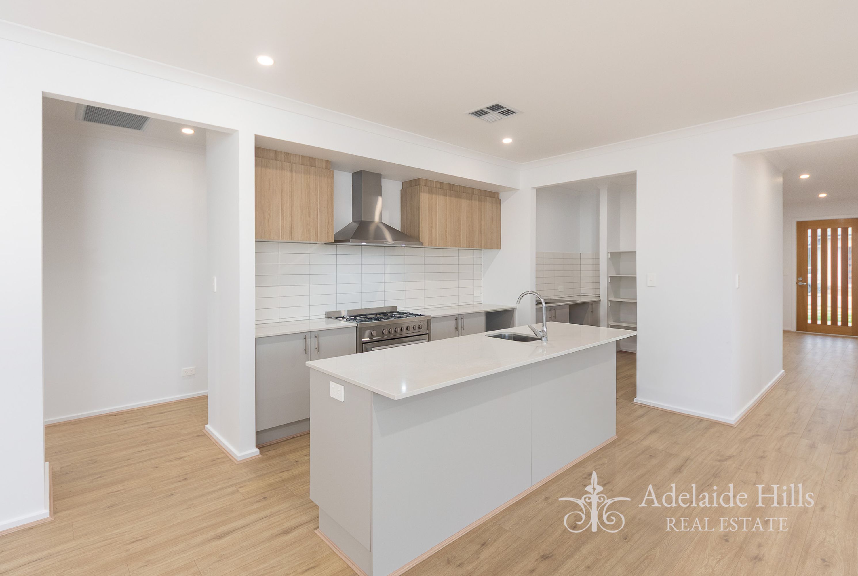 29 Woodhall Loop, Mount Barker SA 5251, Mount Barker - Thumbnail 3