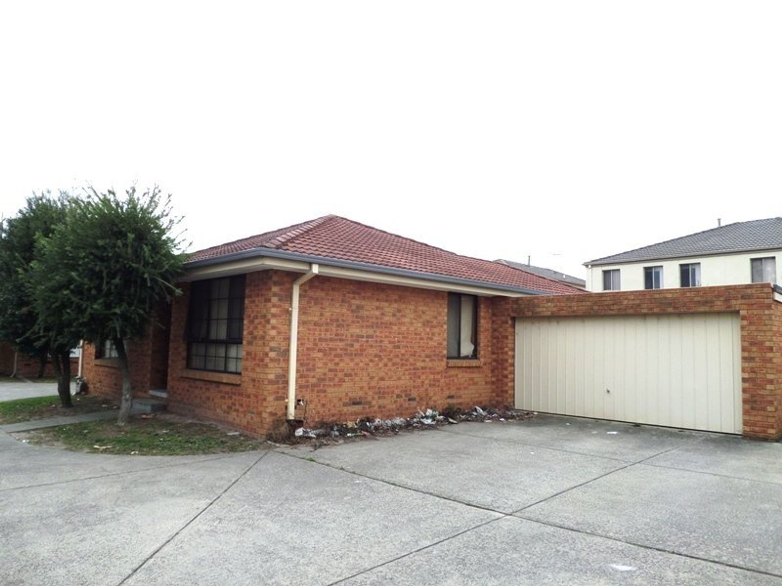 2/11 View Road