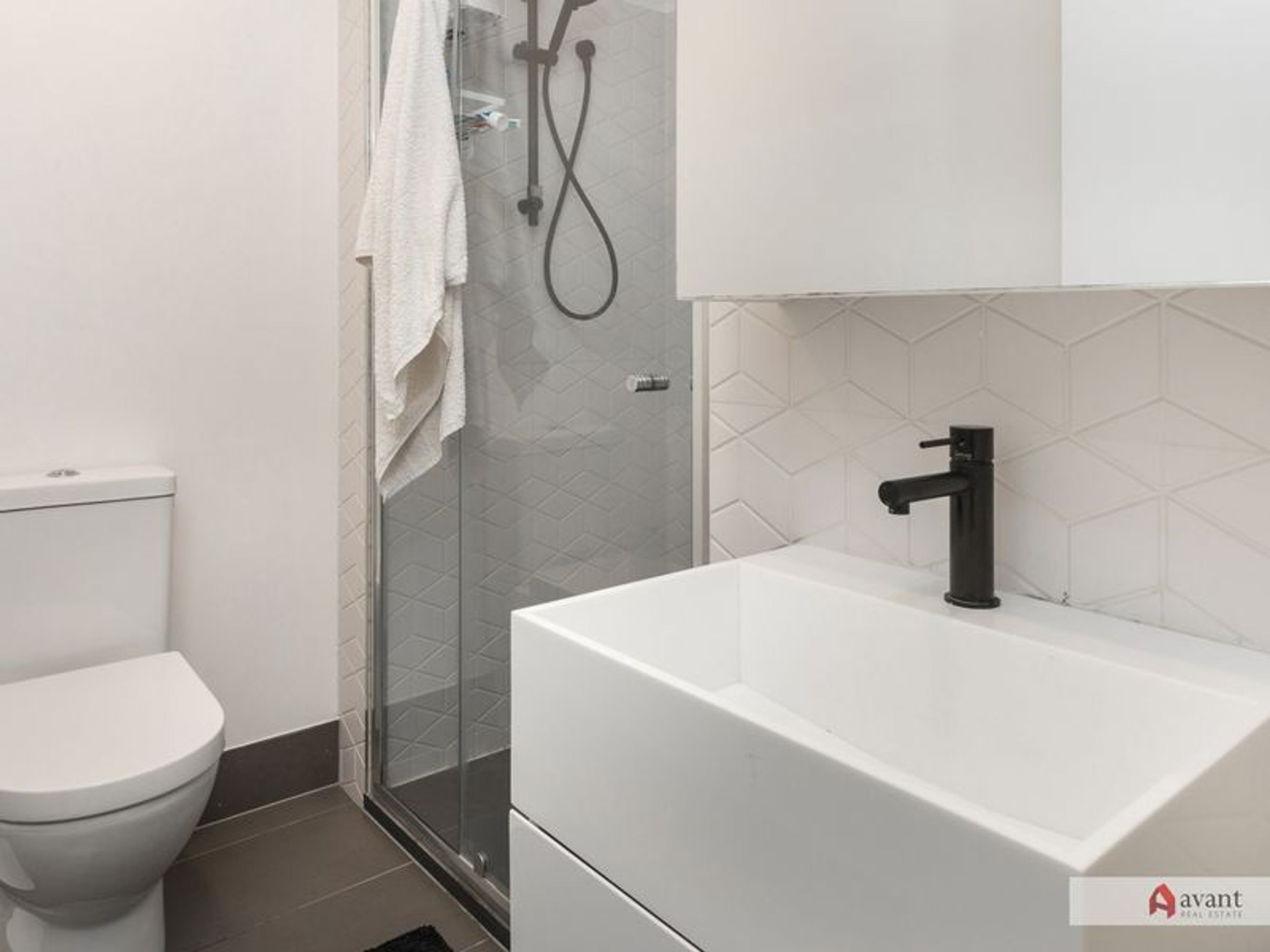 208/135 Roden Street, West Melbourne - Thumbnail 4