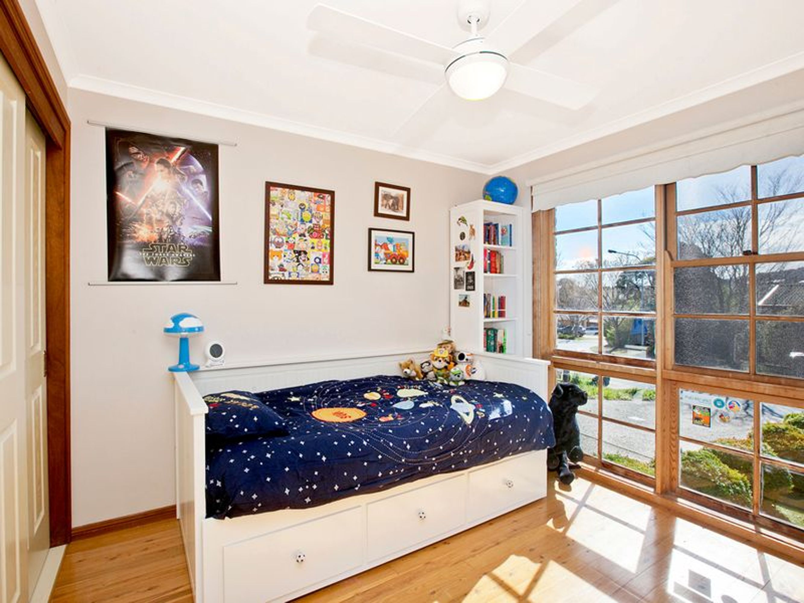 12 Charlton Crescent, Gordon - Thumbnail 8