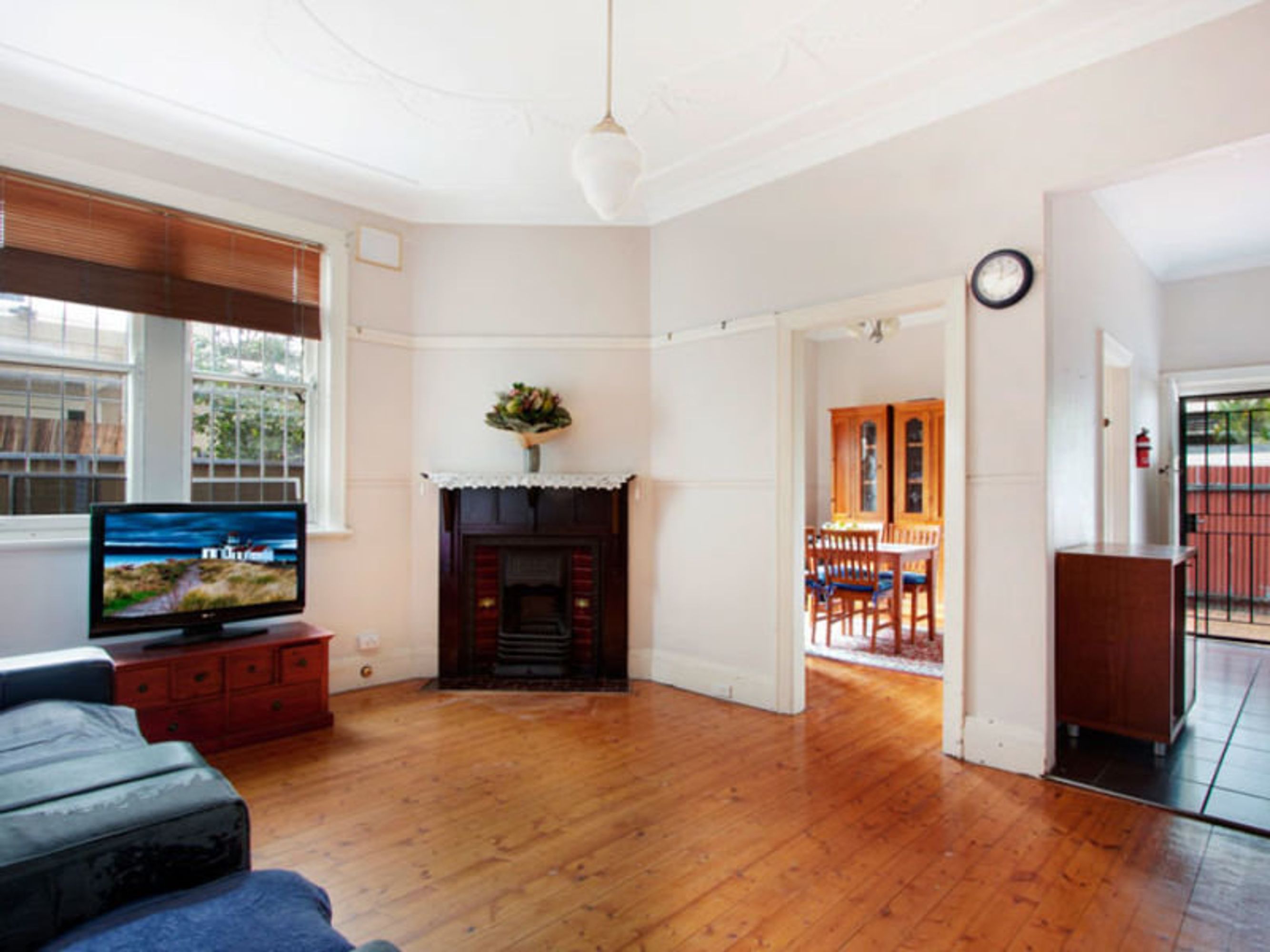 52 Suttor Street, Alexandria, Alexandria - Thumbnail 2