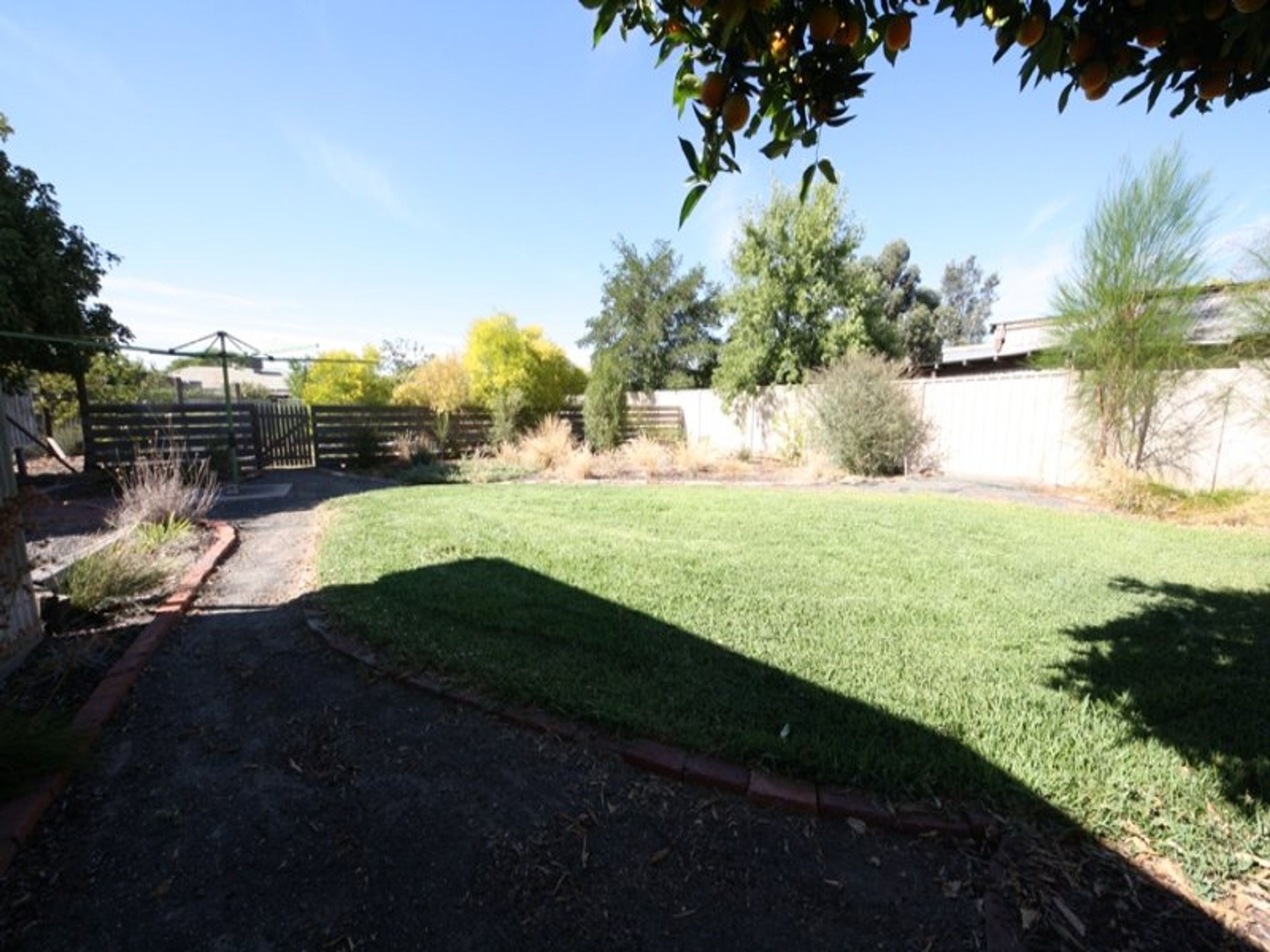 9 Tena Avenue, Horsham VIC 3400, Horsham - Thumbnail 7