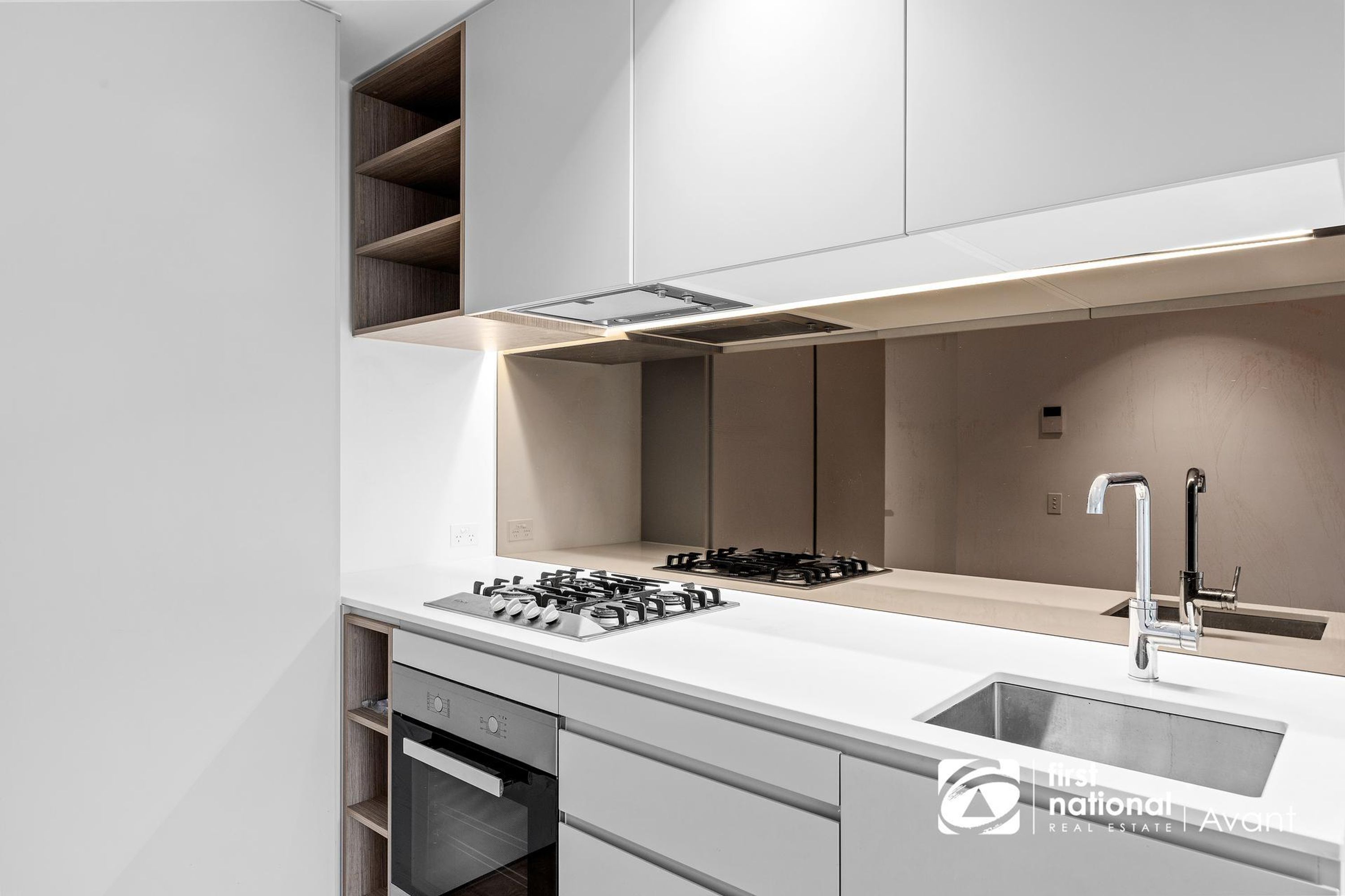 1902/462 Elizabeth Street, Melbourne - Thumbnail 6