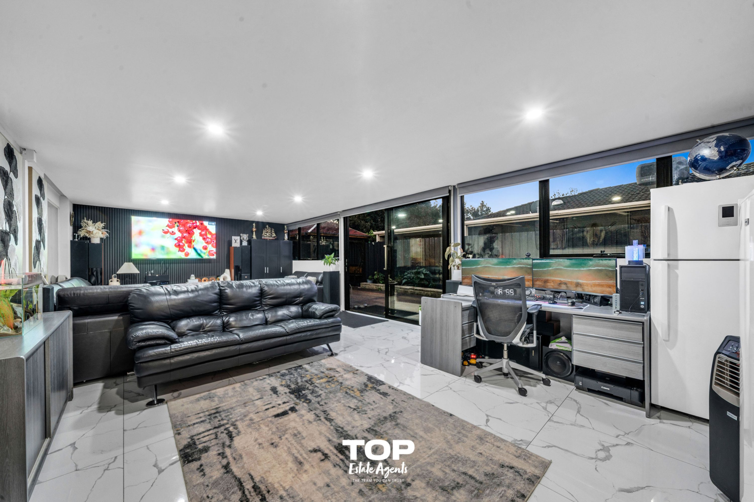 94 Amberly Park Drive, Narre Warren South - Thumbnail 5
