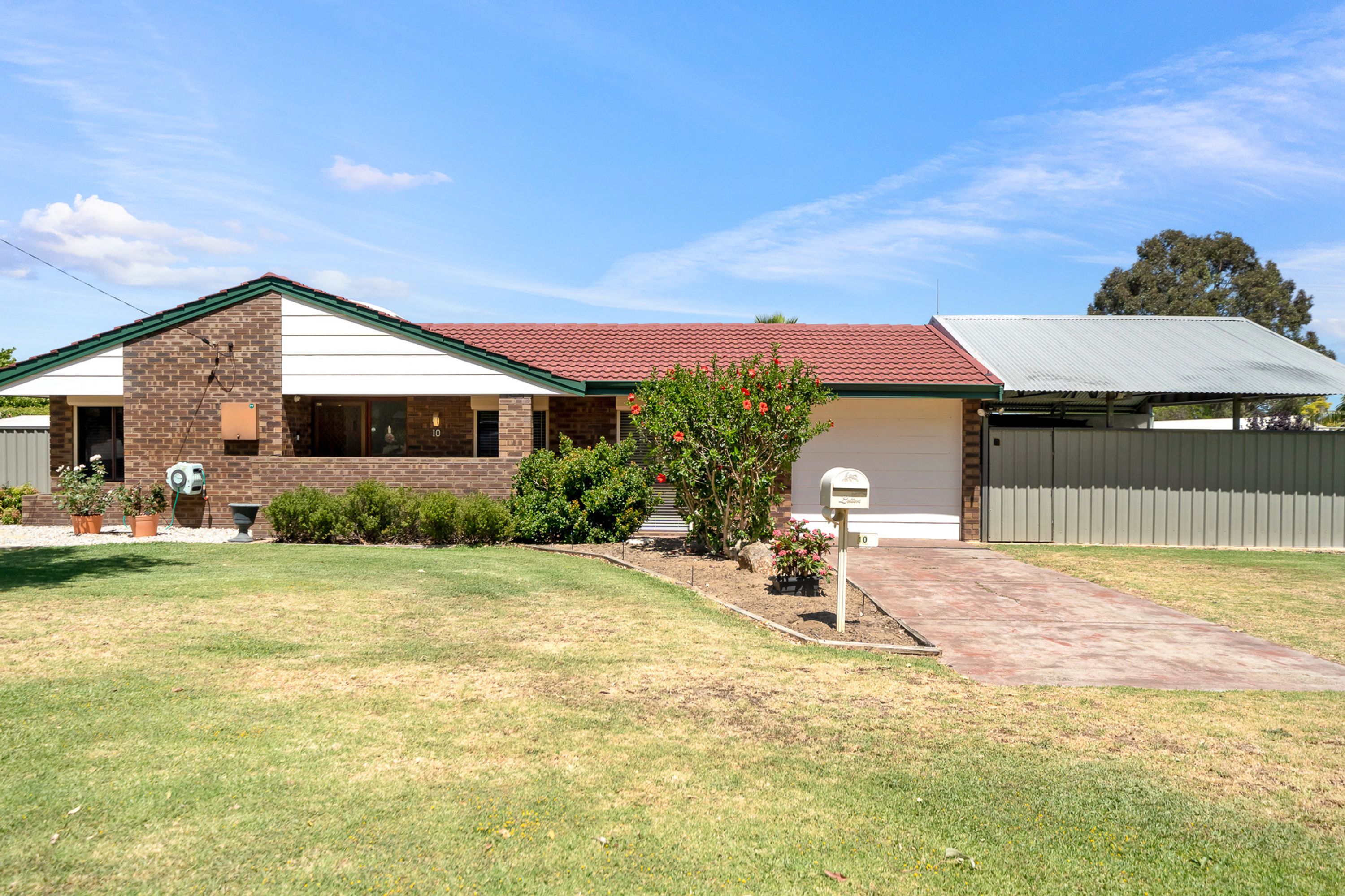 10 Burrell Street, Byford, Byford - Image 1