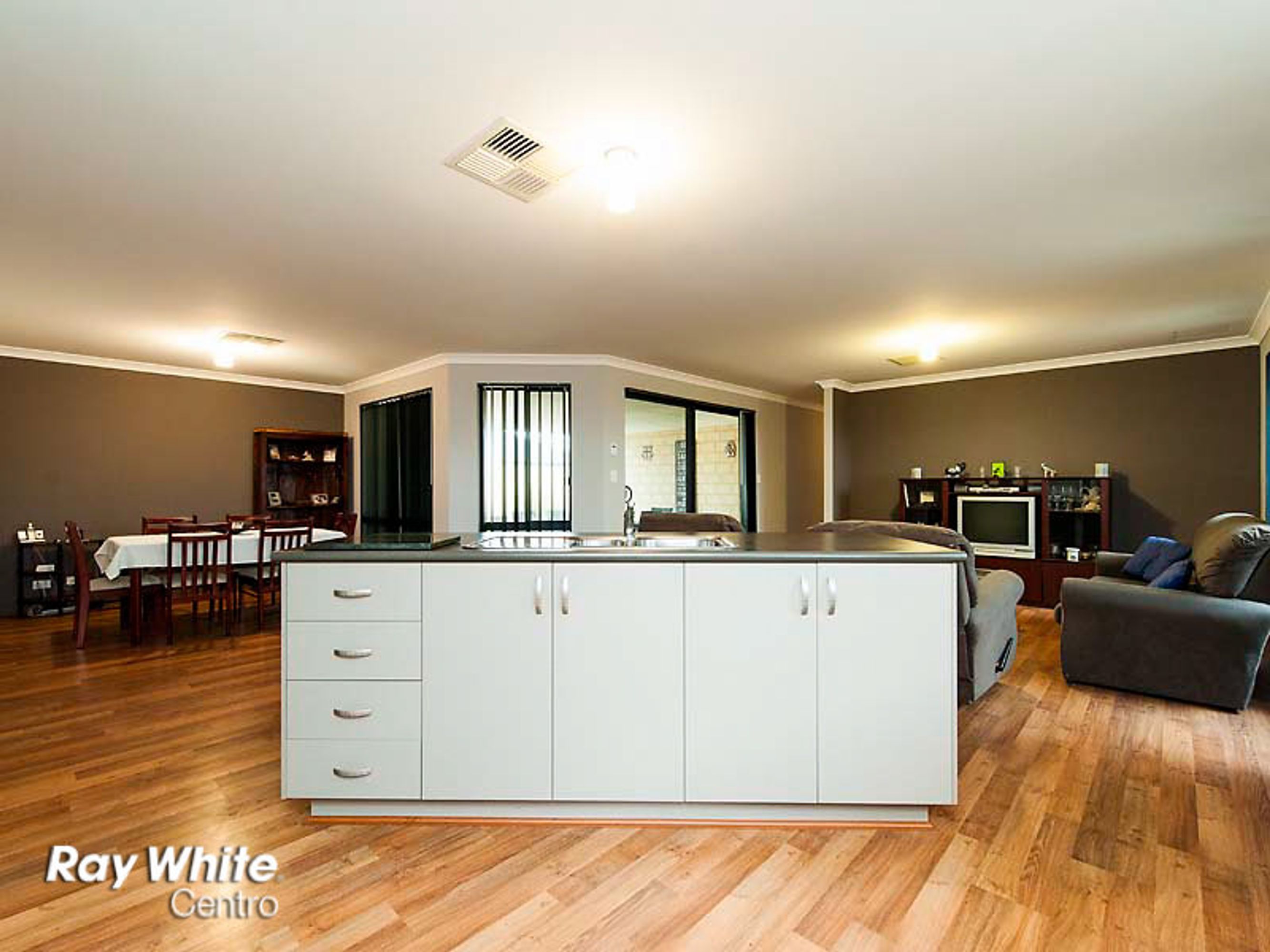 40 Ripplevale Circle, Carramar, WA 6031, Subiaco - Thumbnail 4