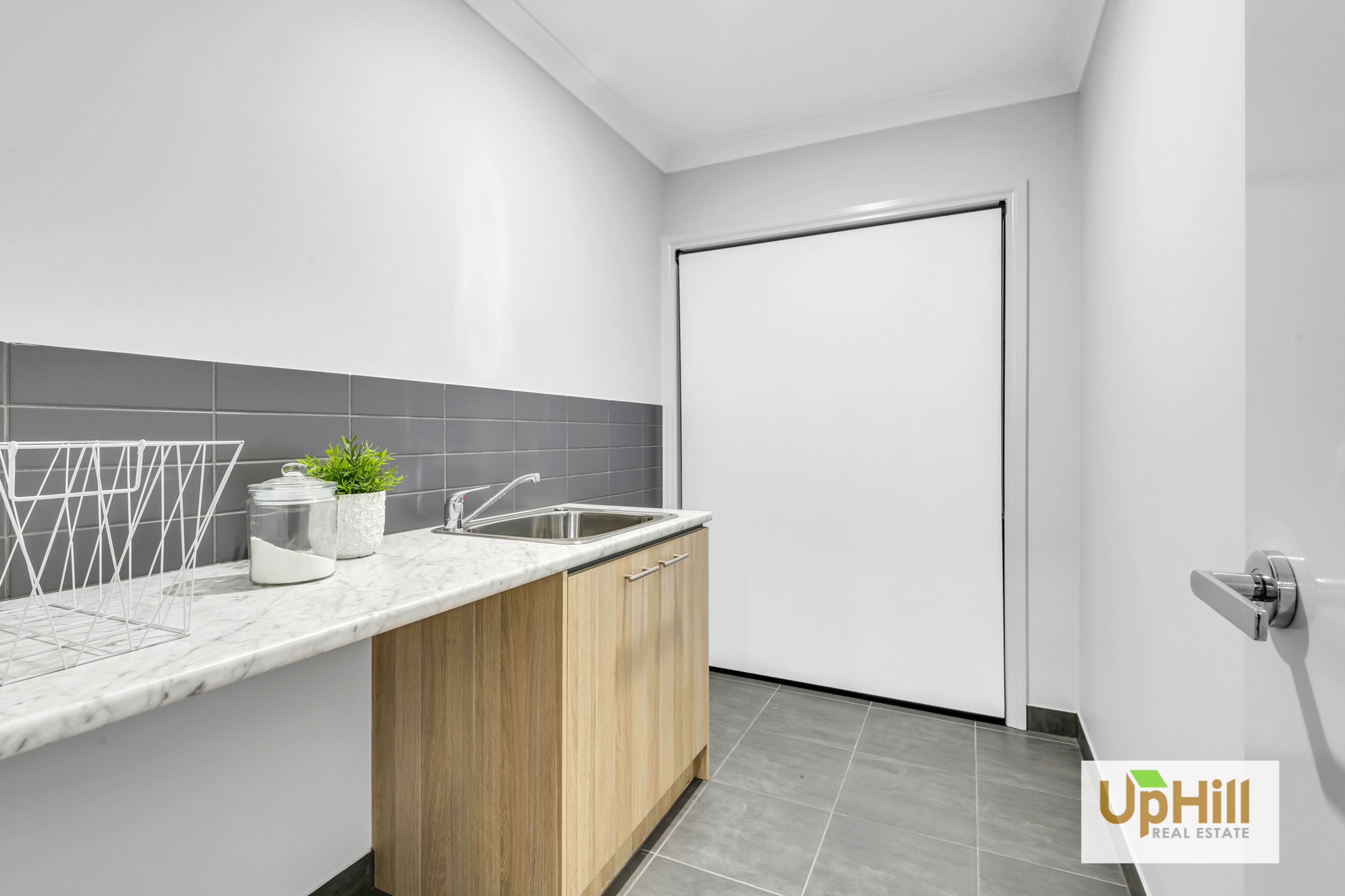 32 Handsome Avenue, Clyde North - Thumbnail 6