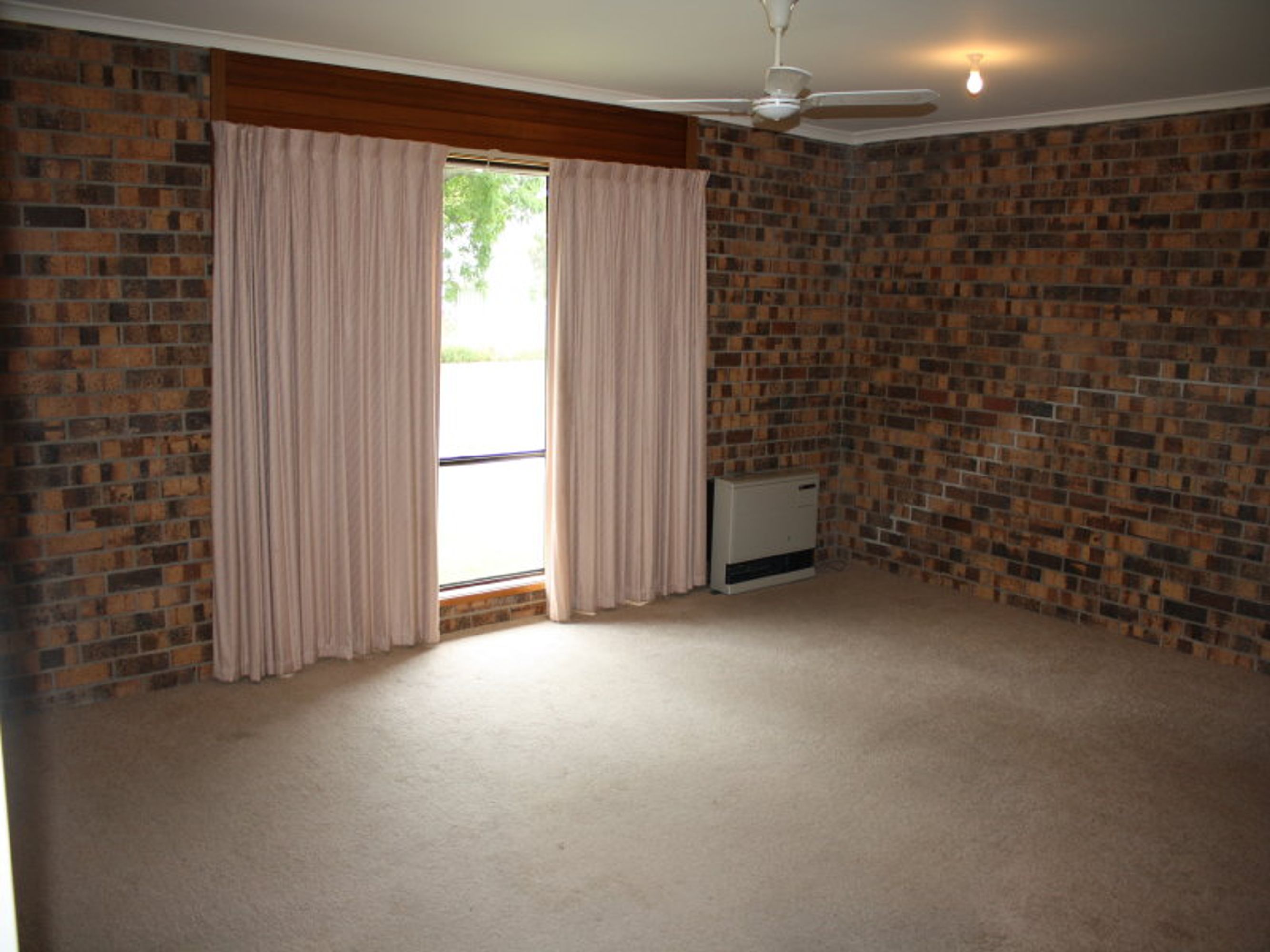 18 Fechler Avenue, Horsham VIC 3400, Horsham - Thumbnail 4