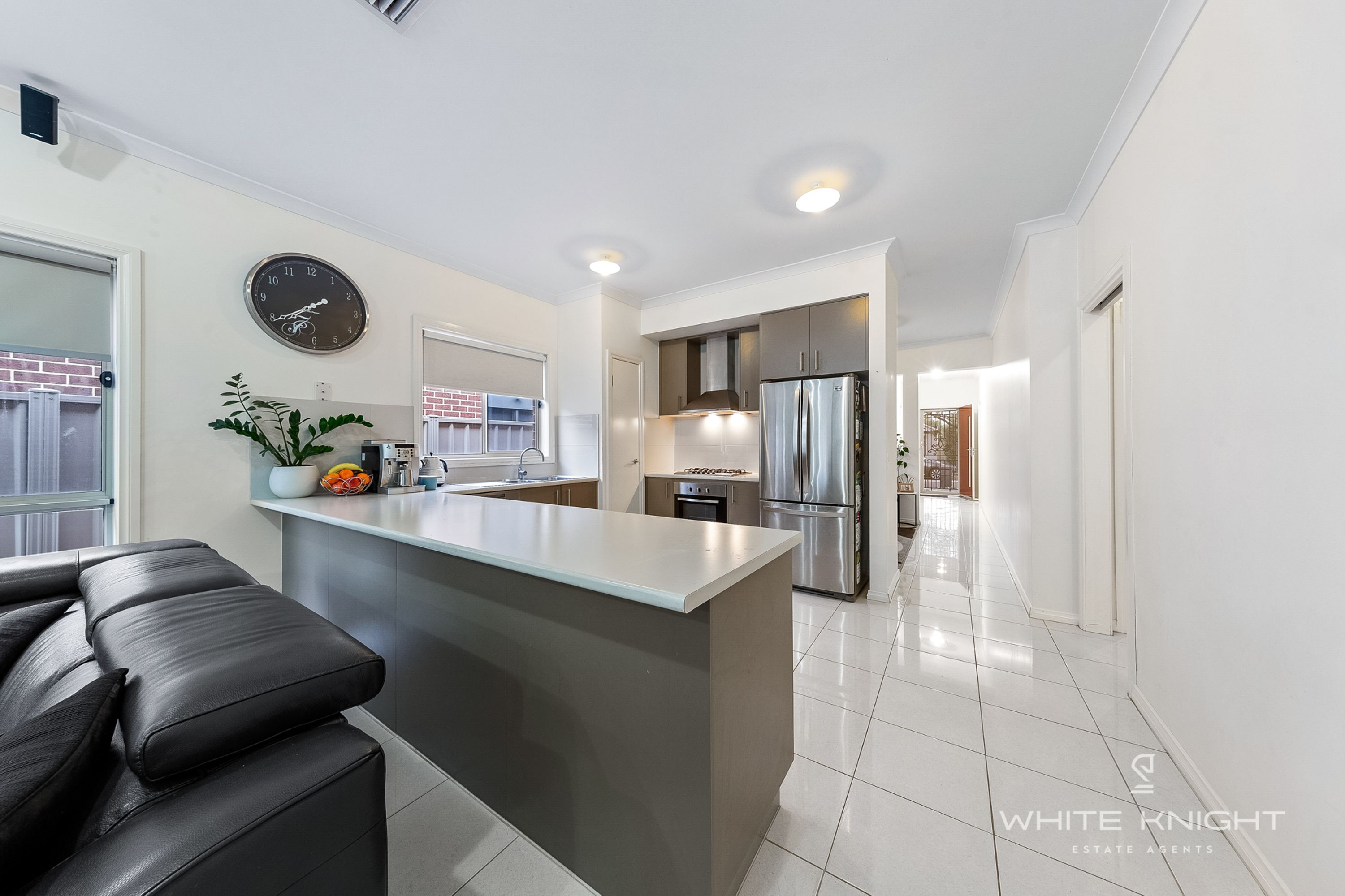 35 Daly Circuit, Caroline Springs VIC 3023, Caroline Springs - Thumbnail 8