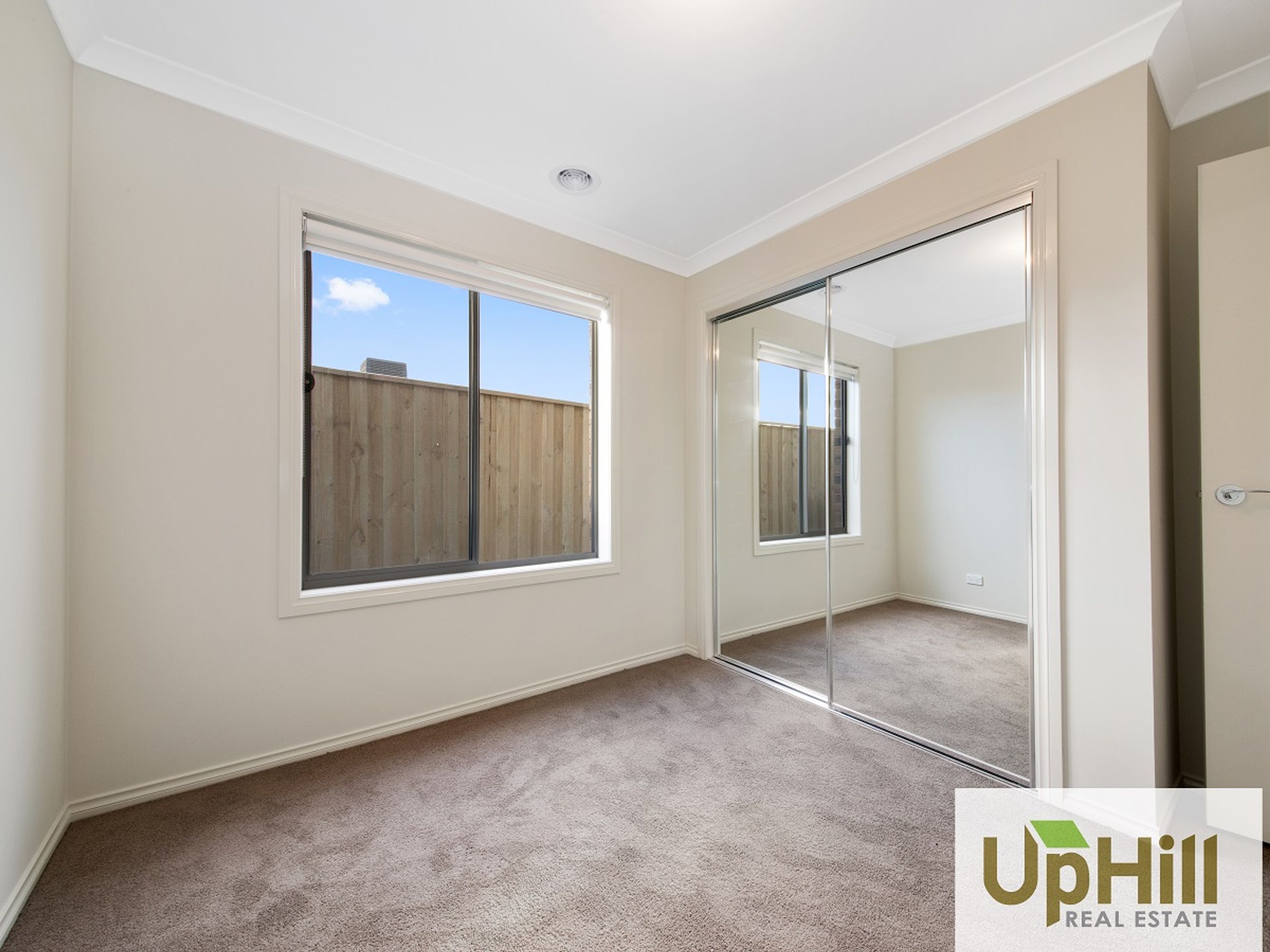 18 MAYWOOD STREET, Pakenham - Thumbnail 6
