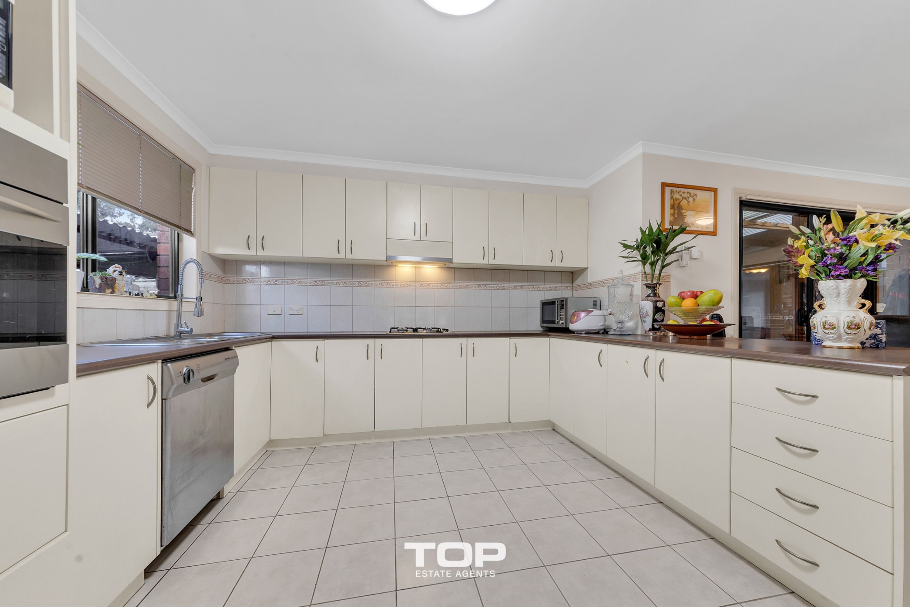 21 Glenora Way, Hampton Park - Thumbnail 7