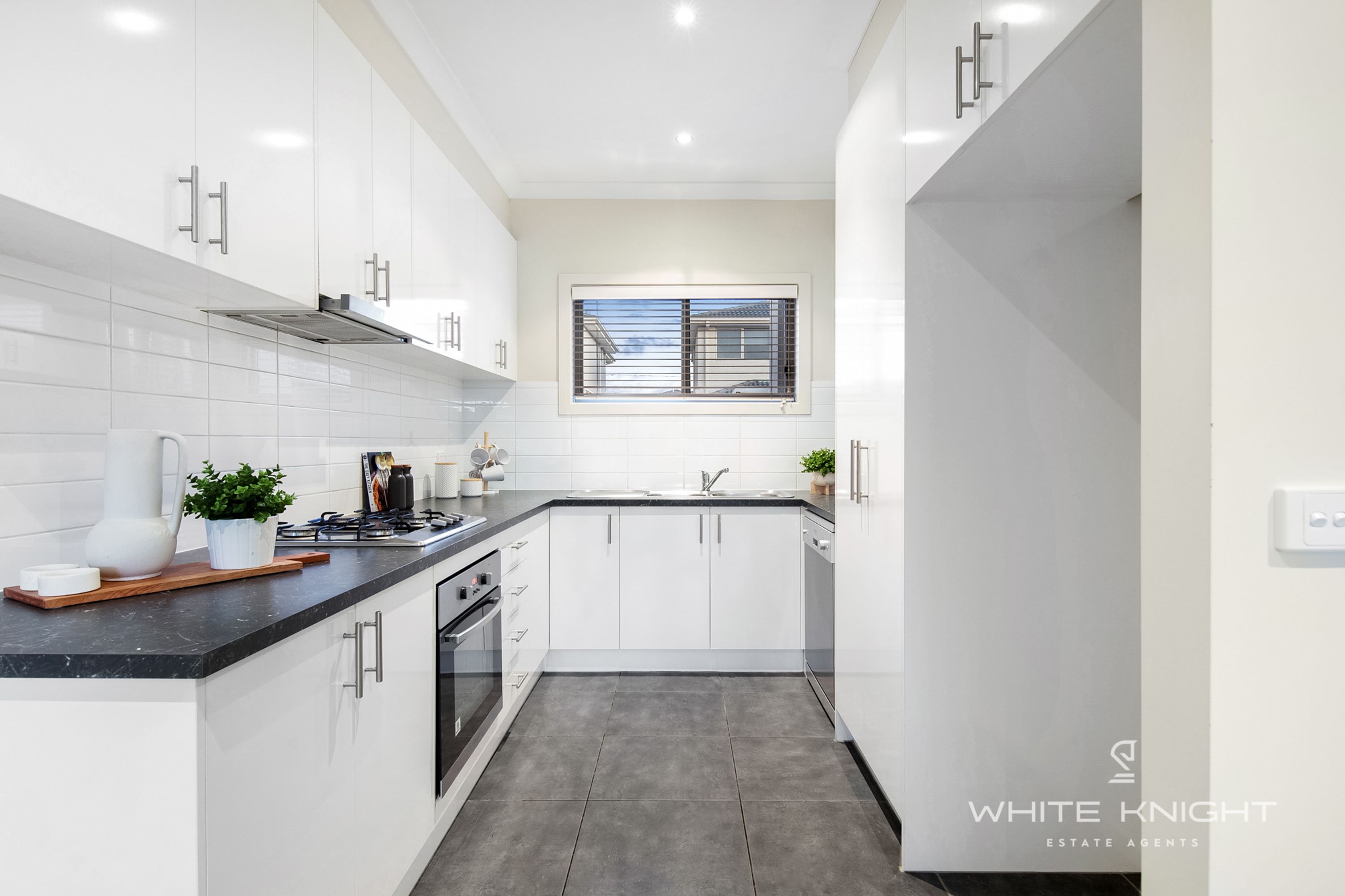 2/12 Henry Street, St Albans VIC 3021, St Albans - Thumbnail 6