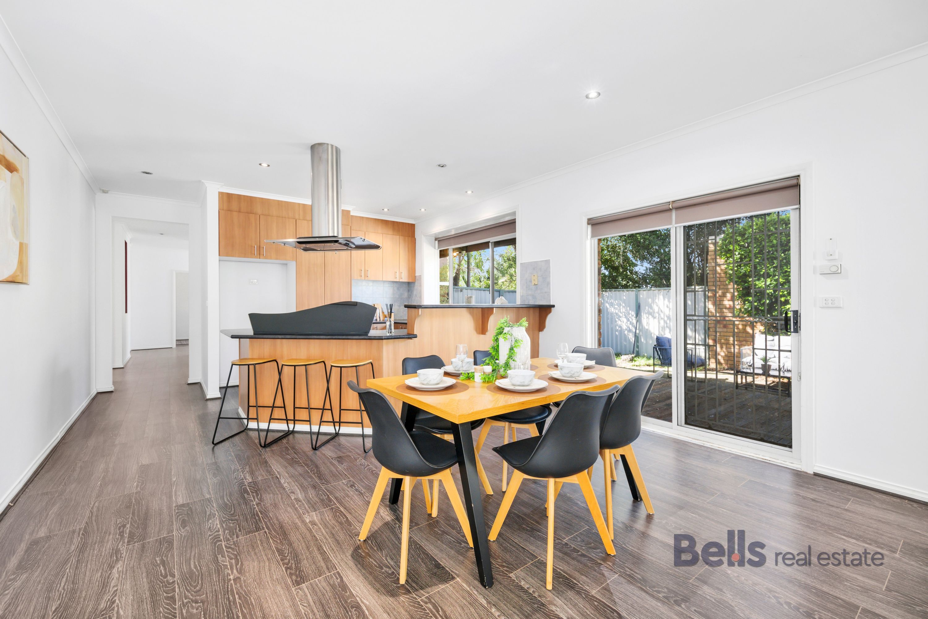 13 Lorinda Close, Sydenham - Thumbnail 6