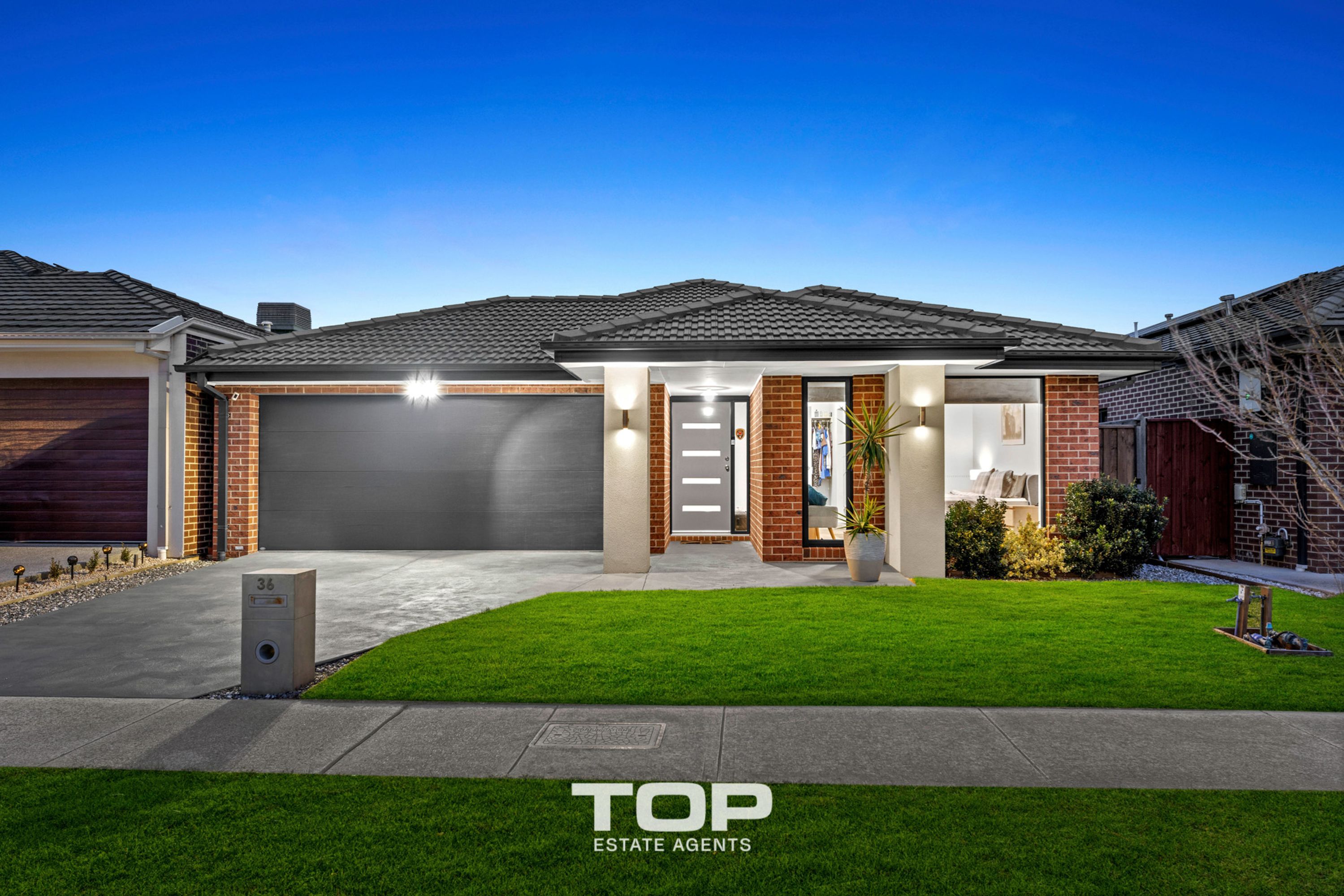 36 Welsummer Drive, Clyde North - Image 1