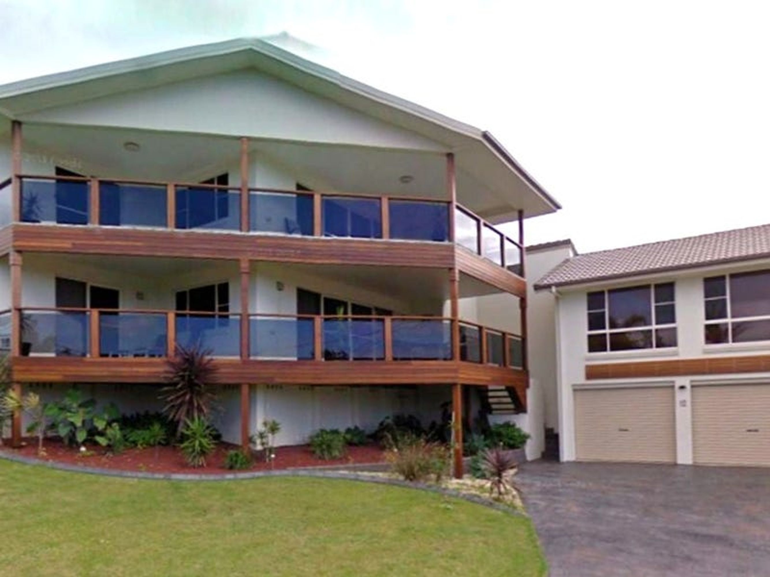 12 Pipeclay Close
