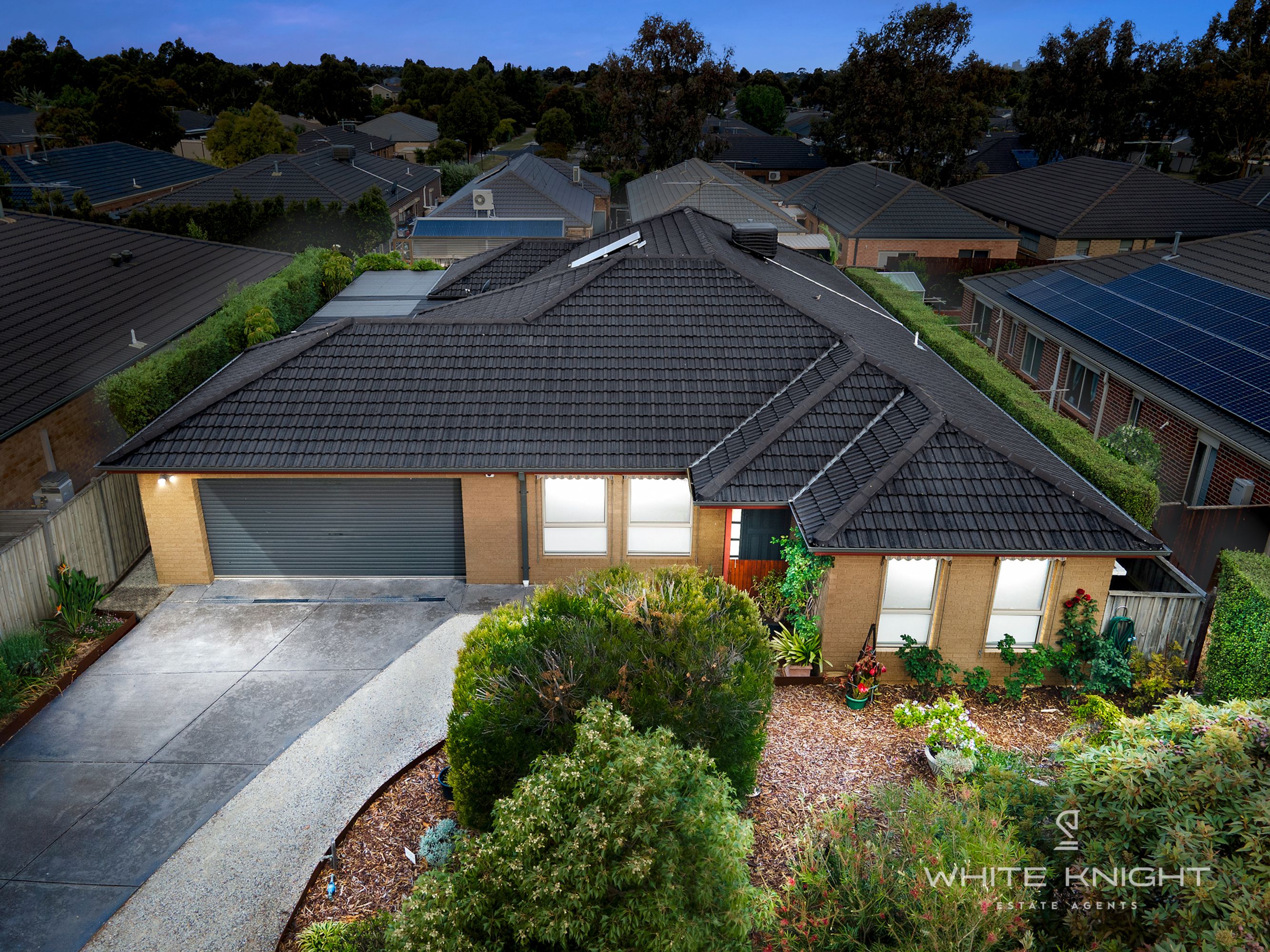 12 Winterton Court, Burnside Heights VIC 3023, Burnside Heights - Thumbnail 2