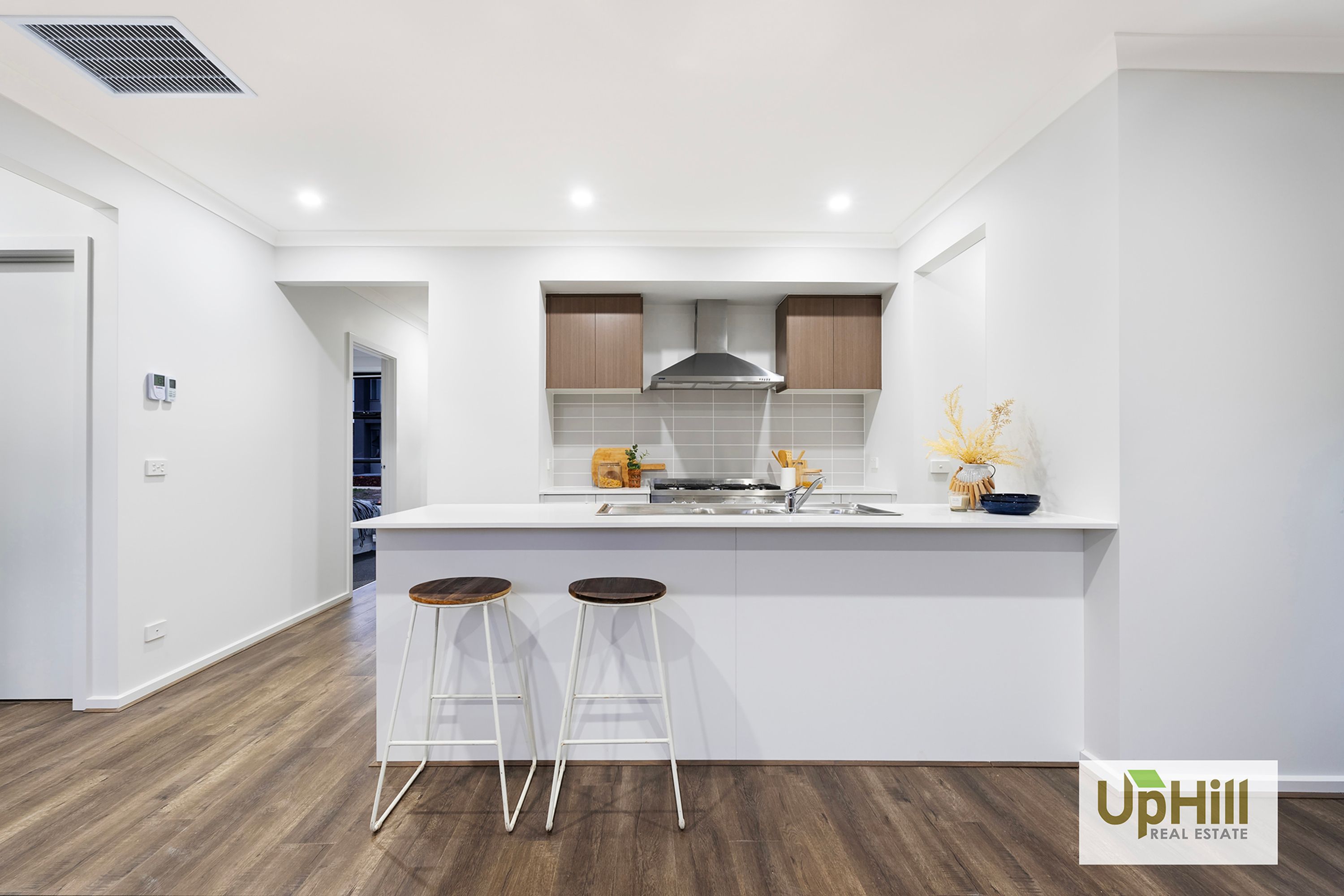 1 Glory Street, Clyde North - Thumbnail 4