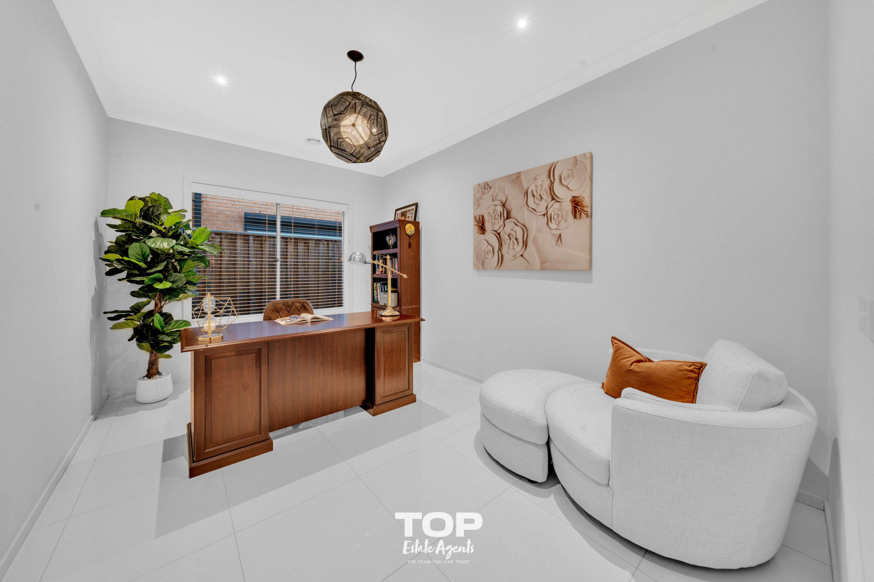 13 Walbrook Drive, Clyde North - Thumbnail 7