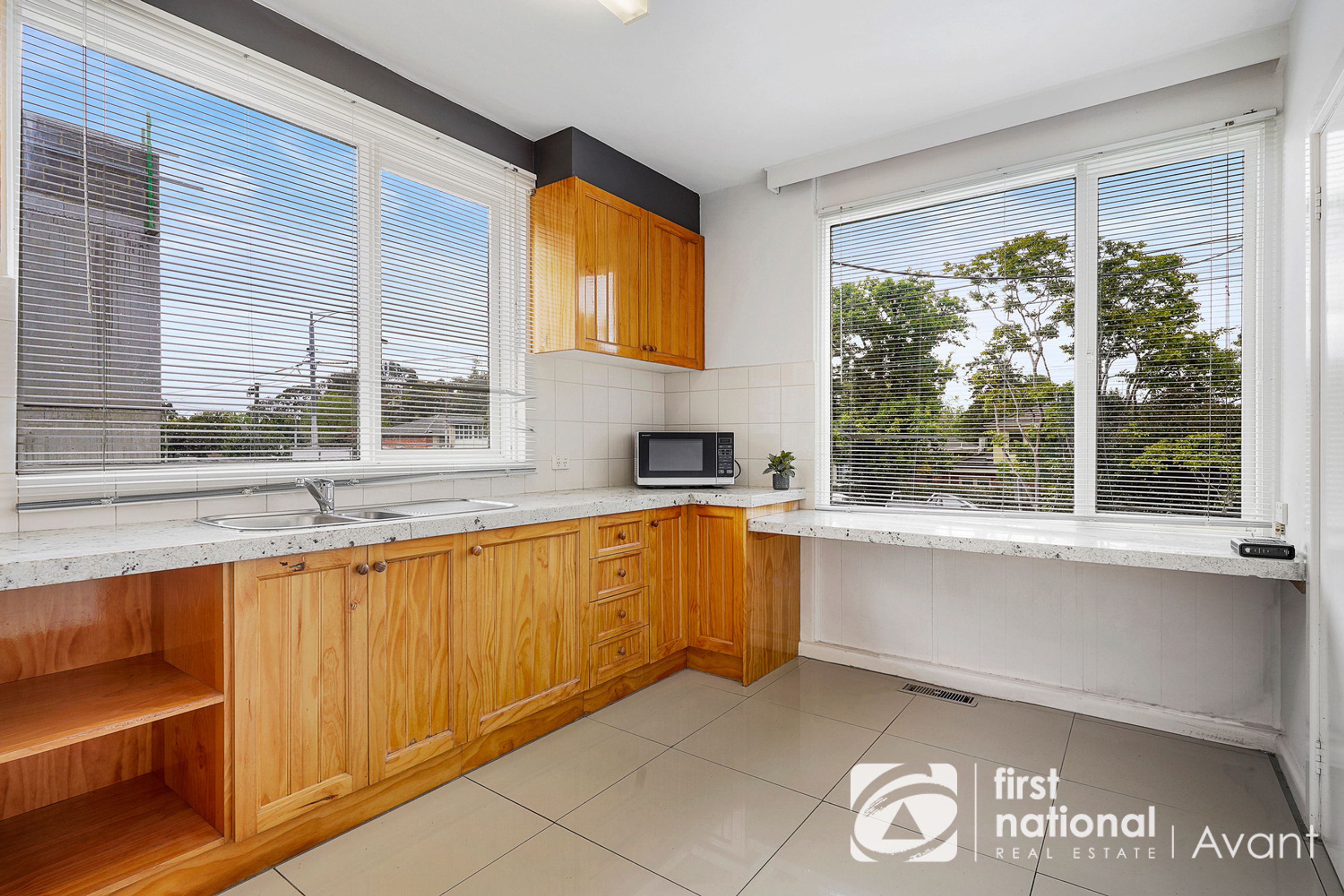 1/483 Whitehorse Road, Balwyn - Thumbnail 5