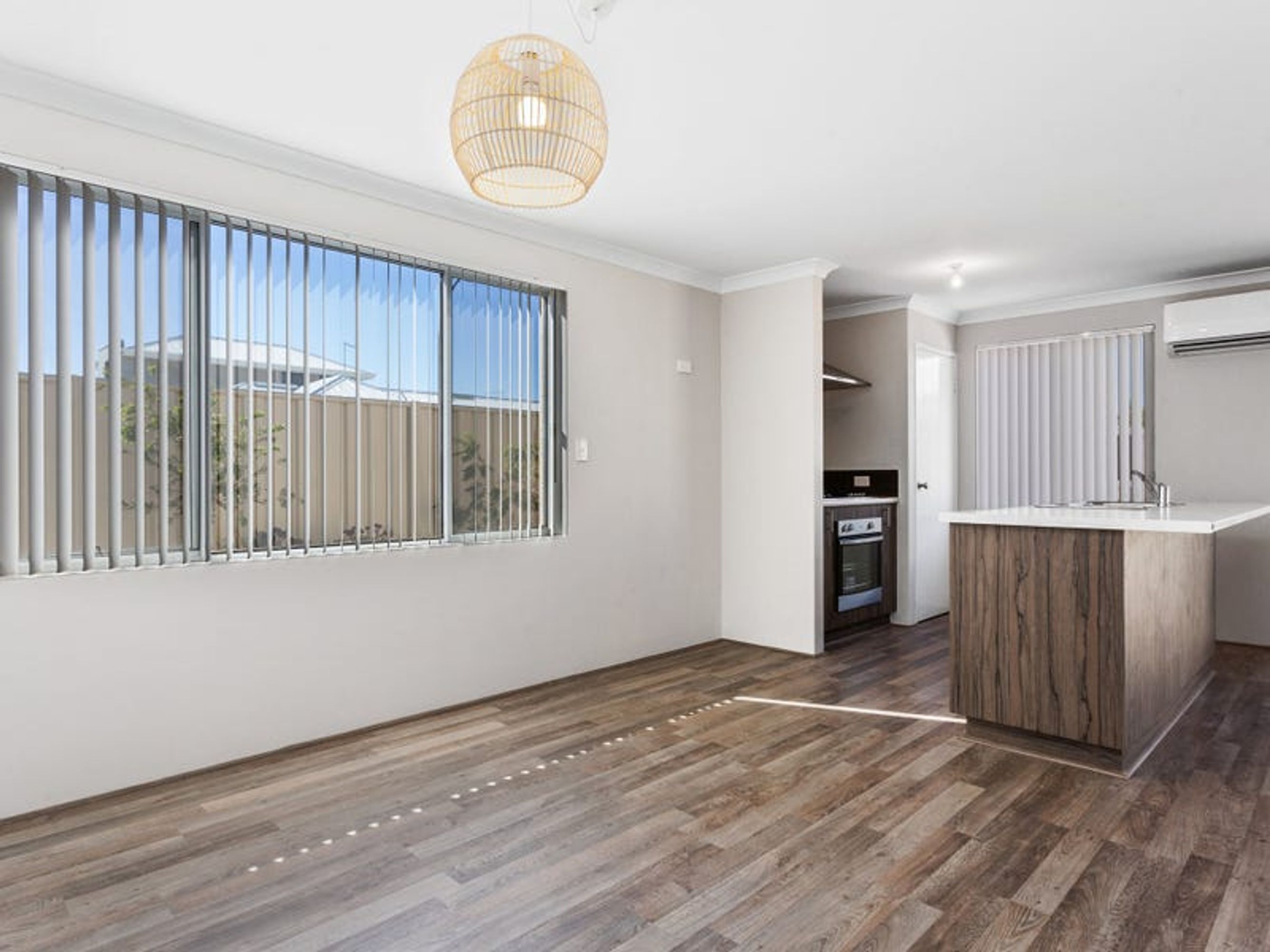 1 Utica Lane, Hilbert - Thumbnail 6