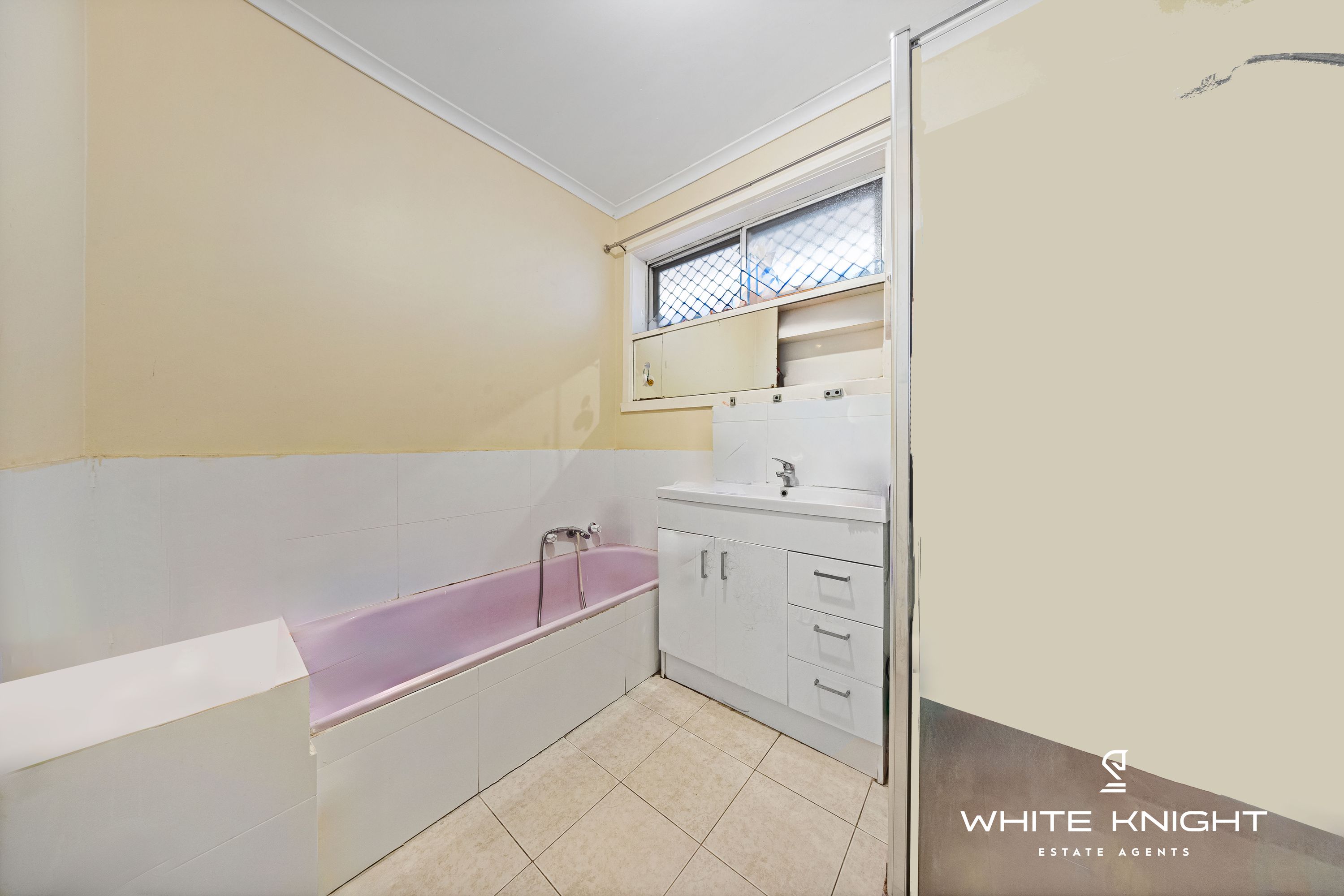 17 Stradbroke Drive, St Albans VIC 3021, St Albans - Thumbnail 6